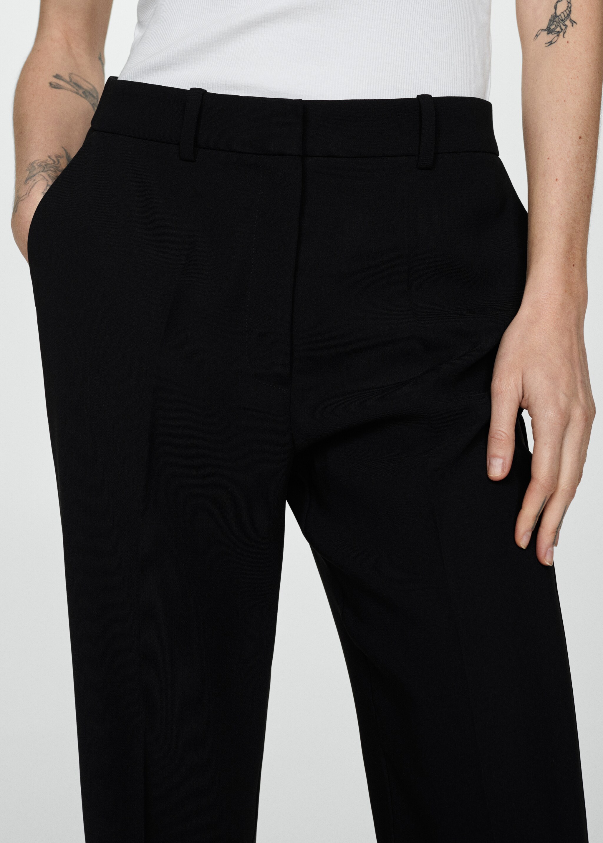 Flared trouser suit - Details of the article 1