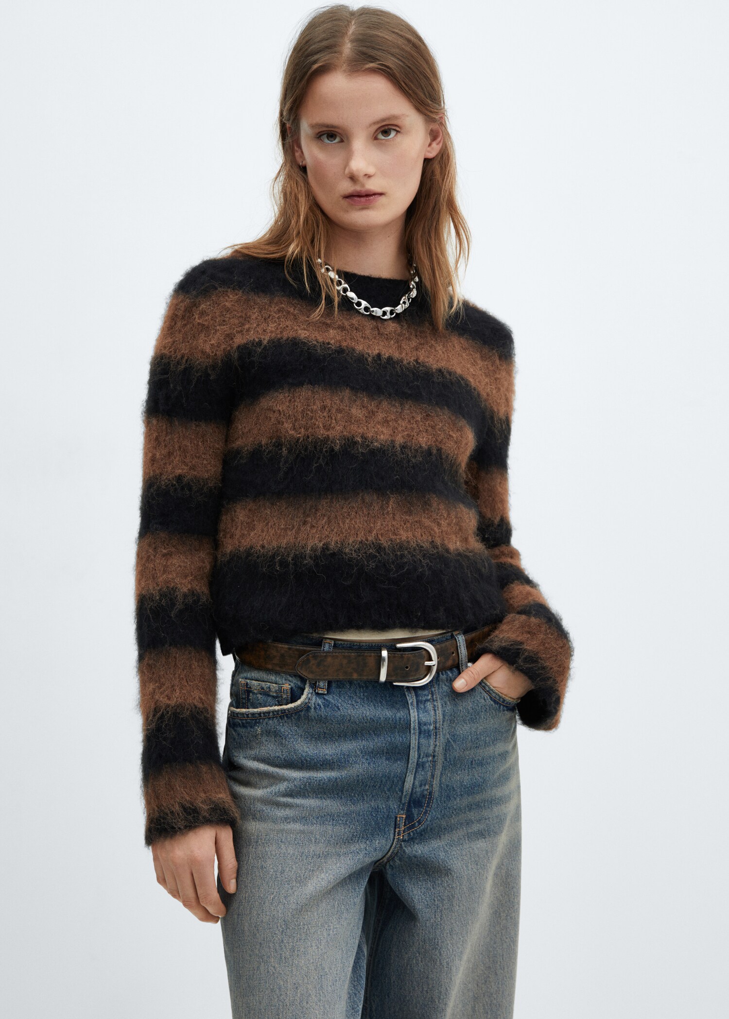 Pull-over en maille imitation fourrure - Plan moyen