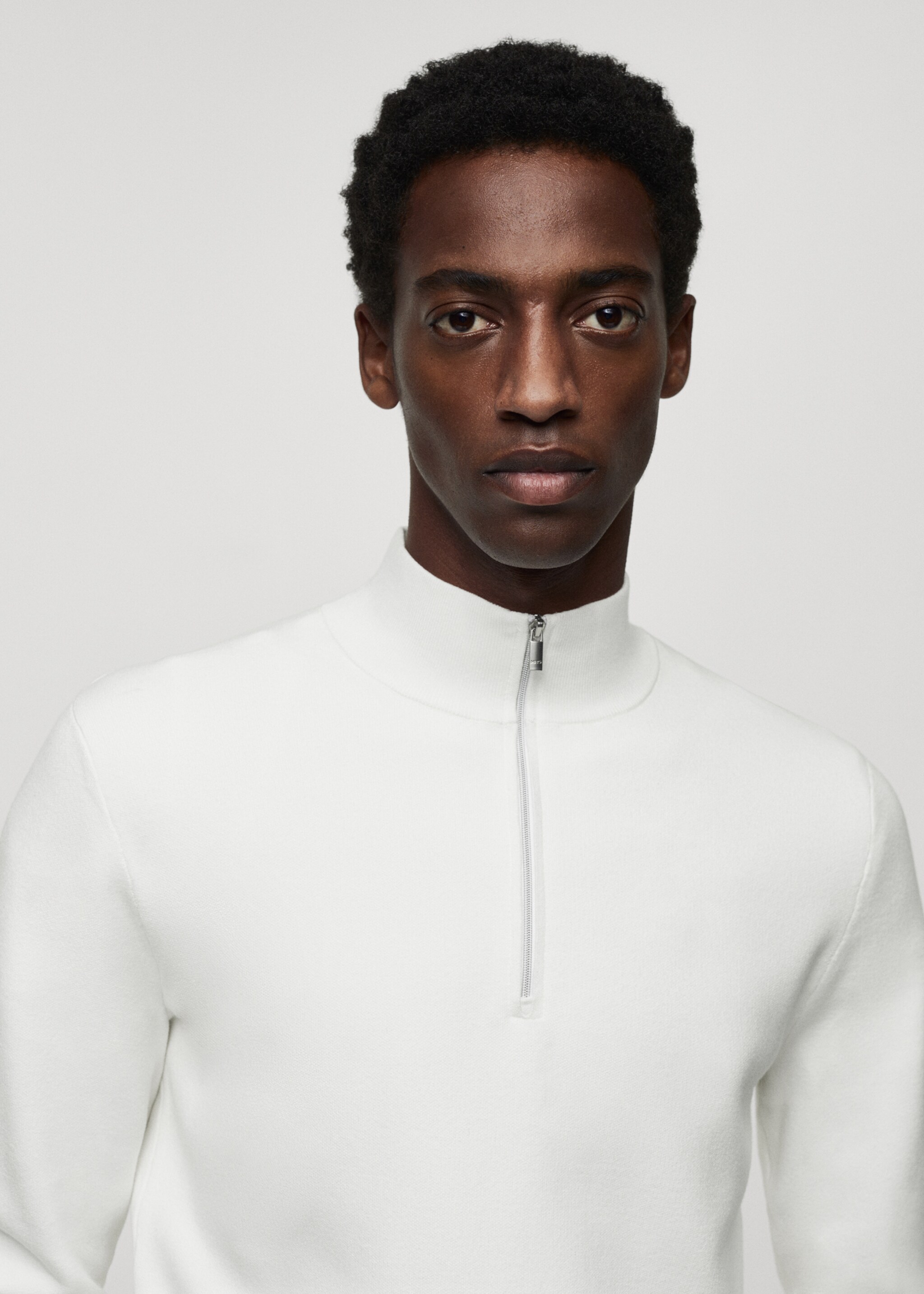 Pull-over col montant zip - Détail de l'article 1