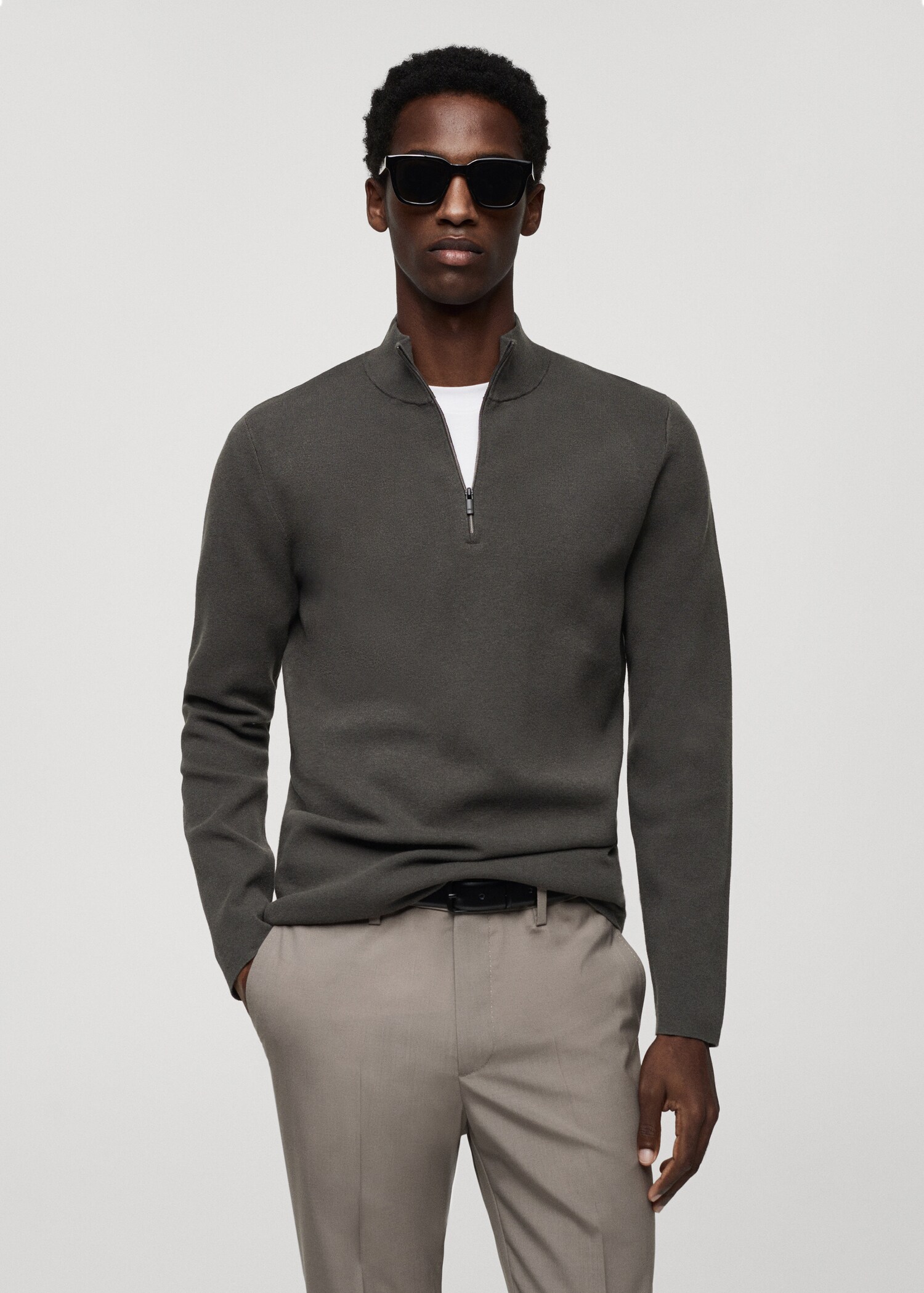 Pull-over col montant zip - Plan moyen