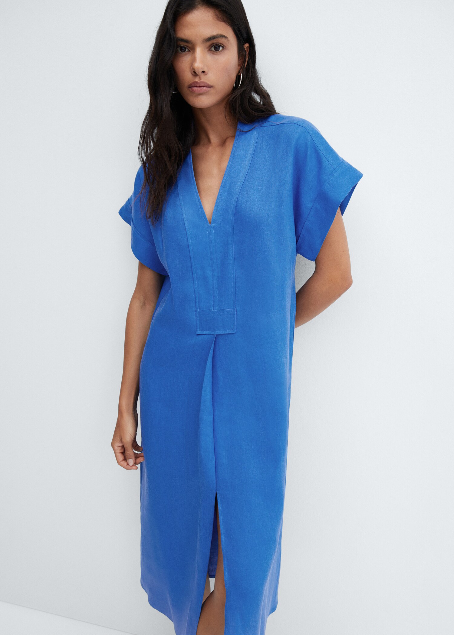 Vestido camisero lino - Plano medio