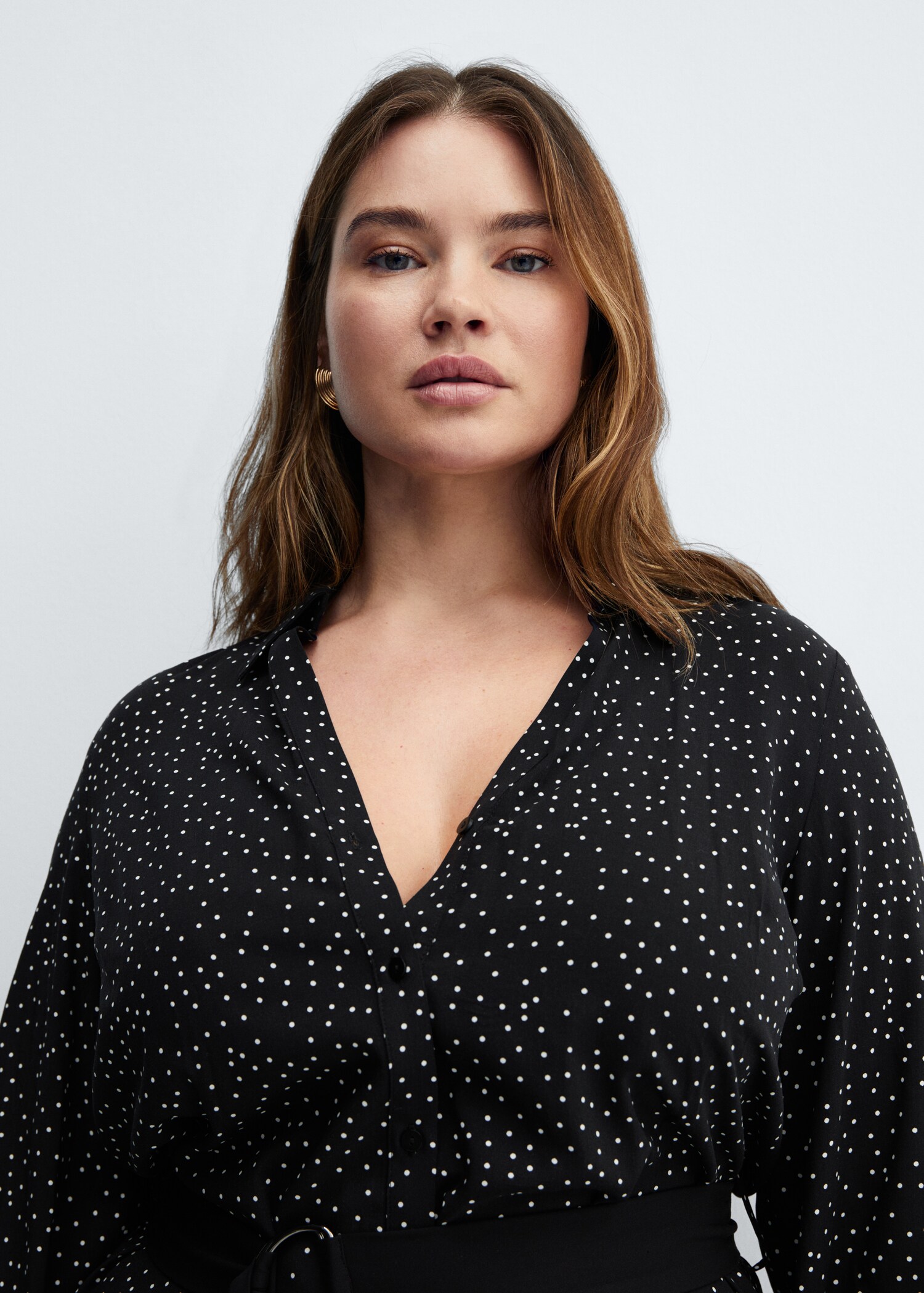 Polka dot shirt dress - Details of the article 4