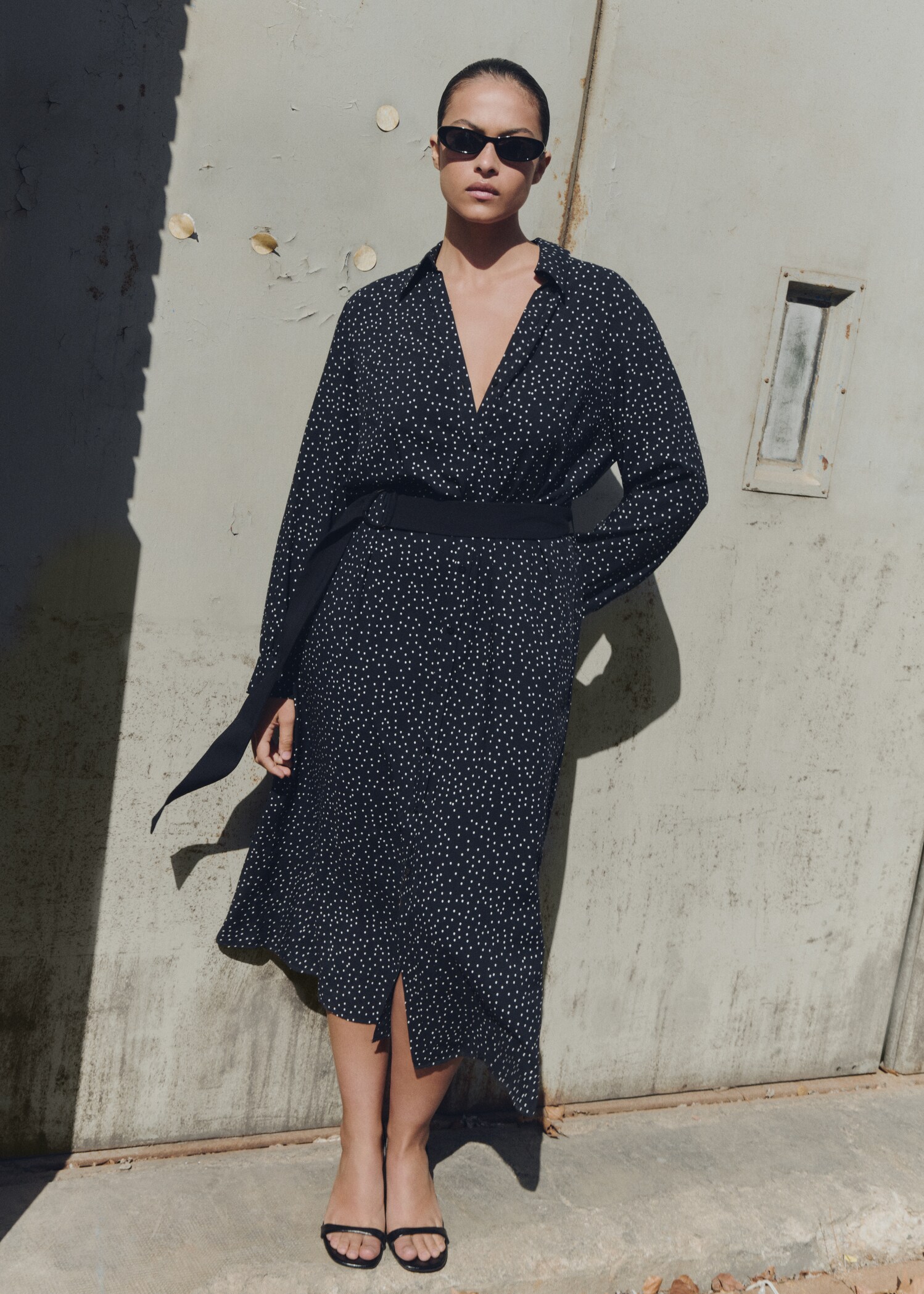 Robe chemisier à pois - Détail de l'article 6