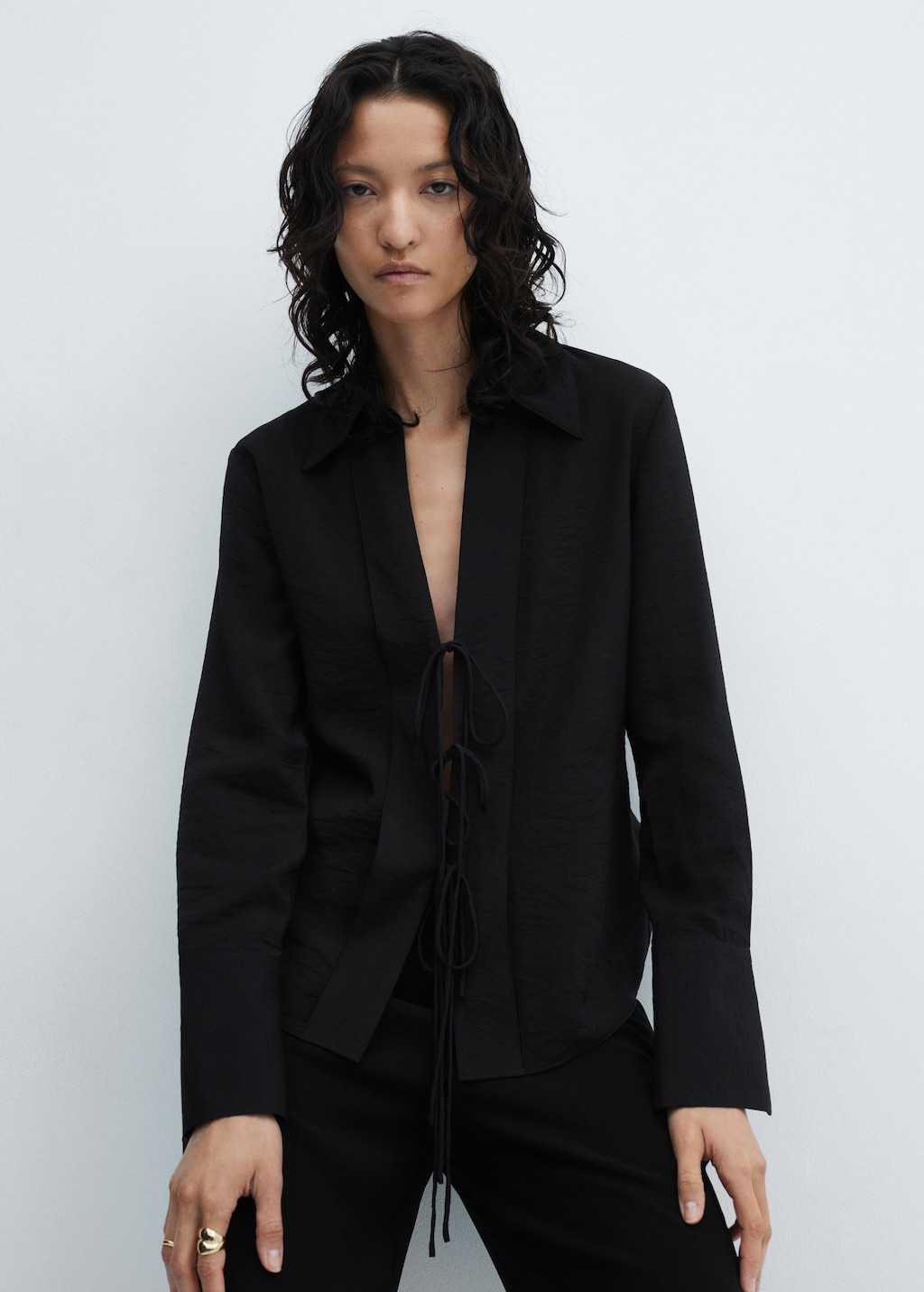 Blusa fluida mango sale