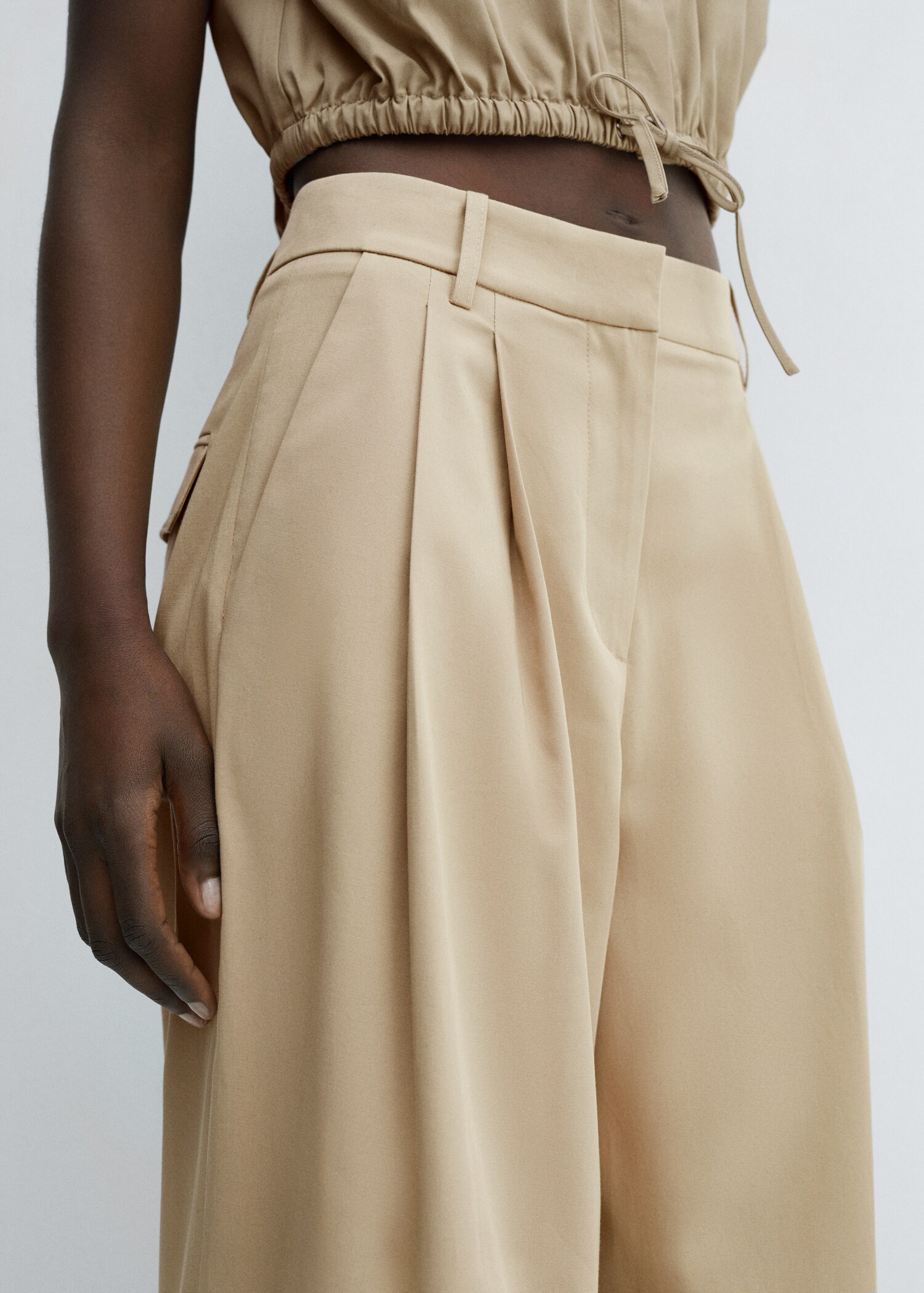 Cotton pleated trousers - Details of the article 6