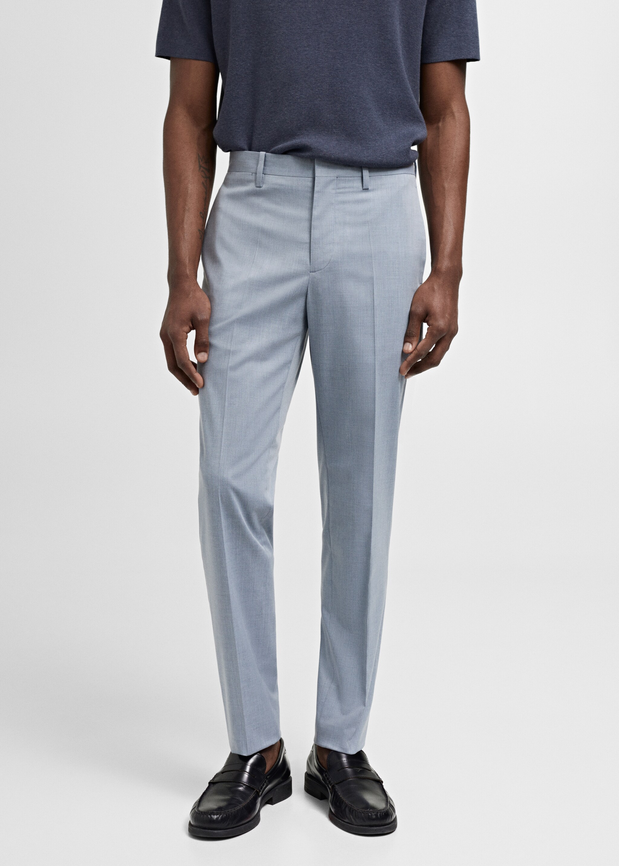 Костюмные брюки super slim fit из ткани стретч - Средний план