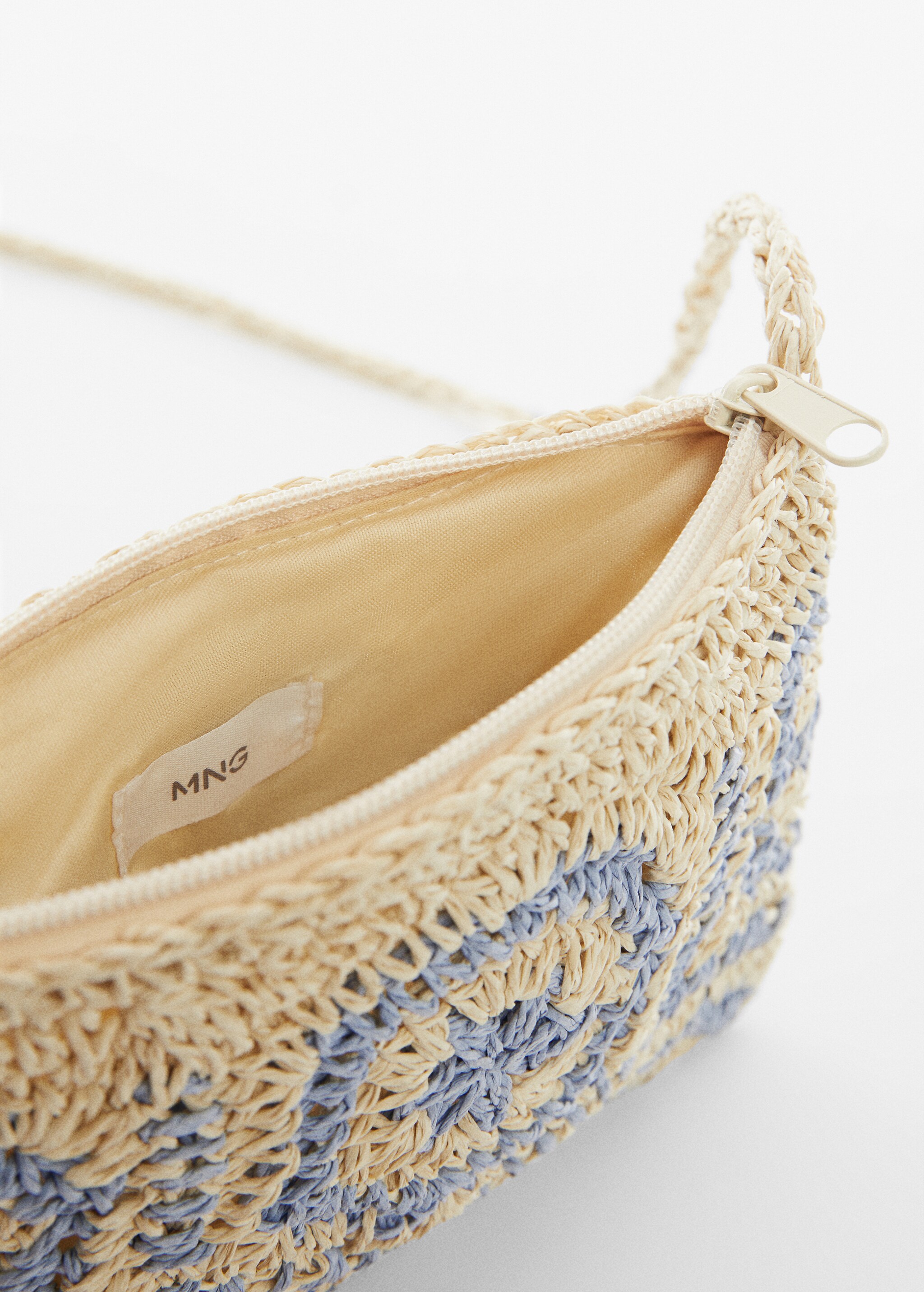 Raffia bag with tassels - Details of the article 3