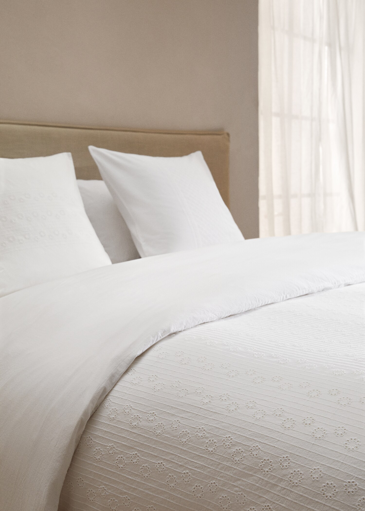 Copripiumino cotone ricamo floreale letto 180 cm - Dettaglio dell'articolo 8