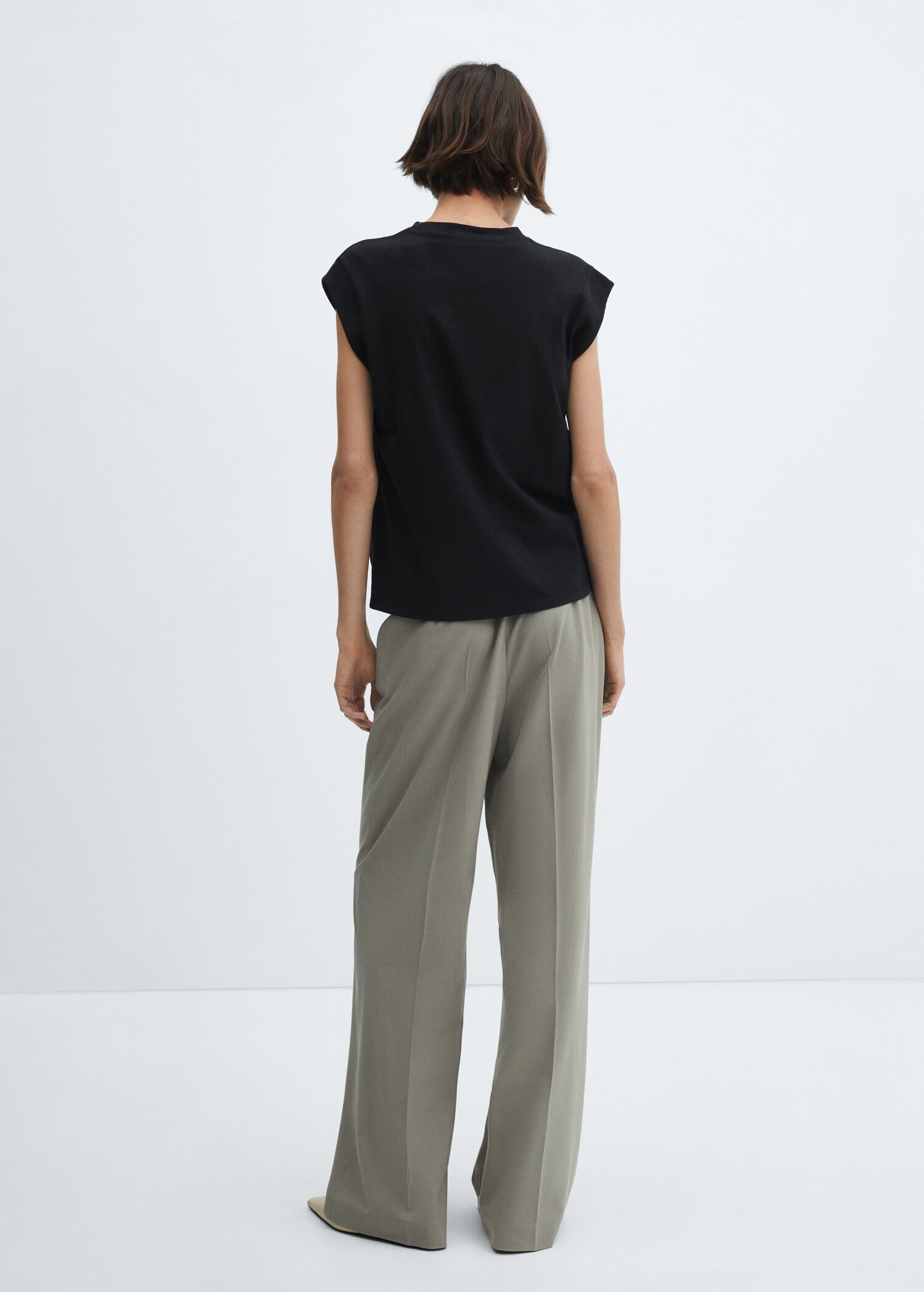Rounded neck cotton t-shirt - Reverse of the article