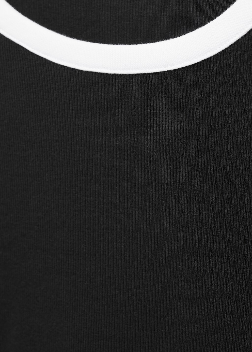 Contrast trim T-shirt