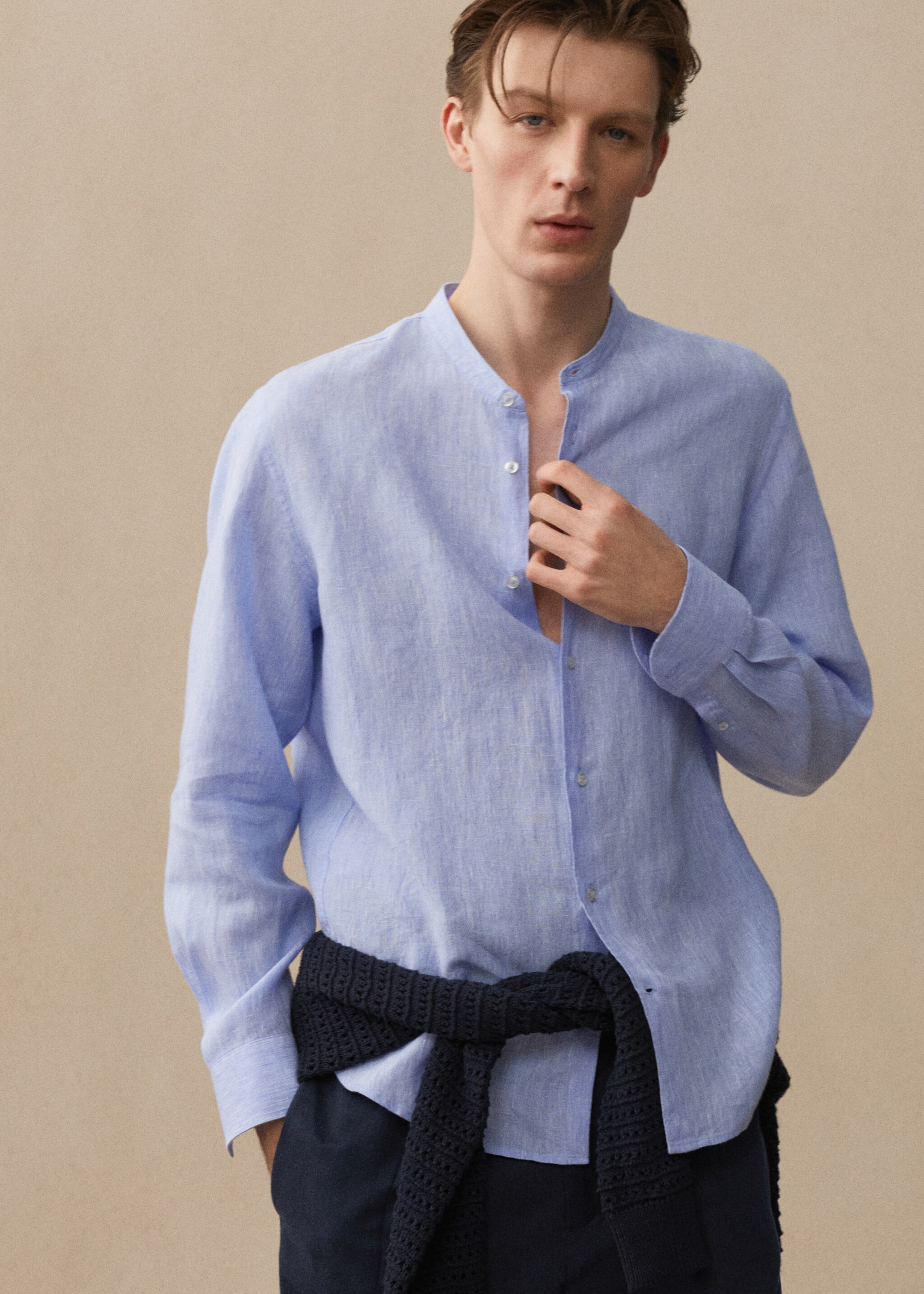100% linen Mao collar shirt - Details of the article 5, Sky Blue. Ref: 67026730-00.