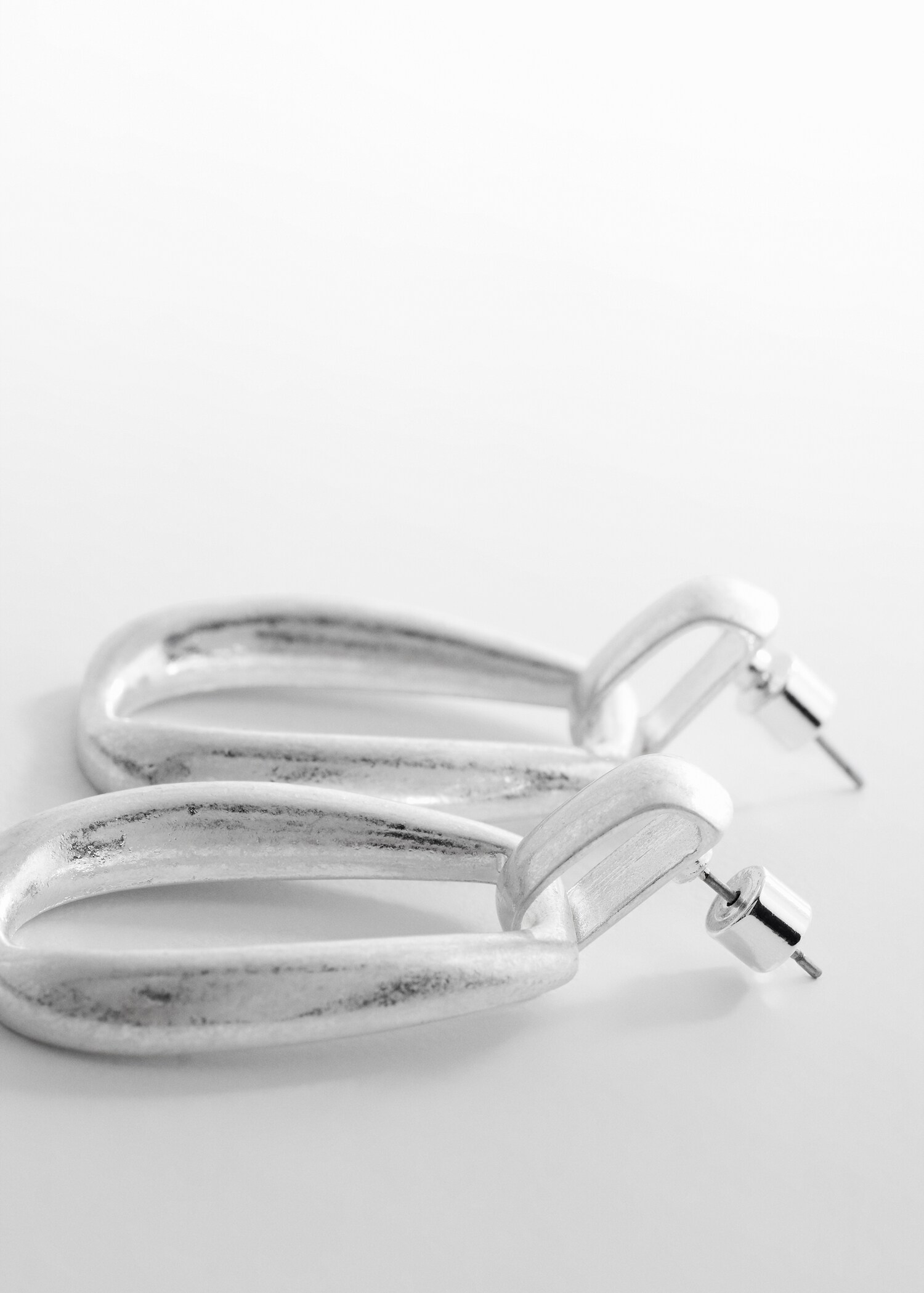 Oval hoop earrings - Medium plane