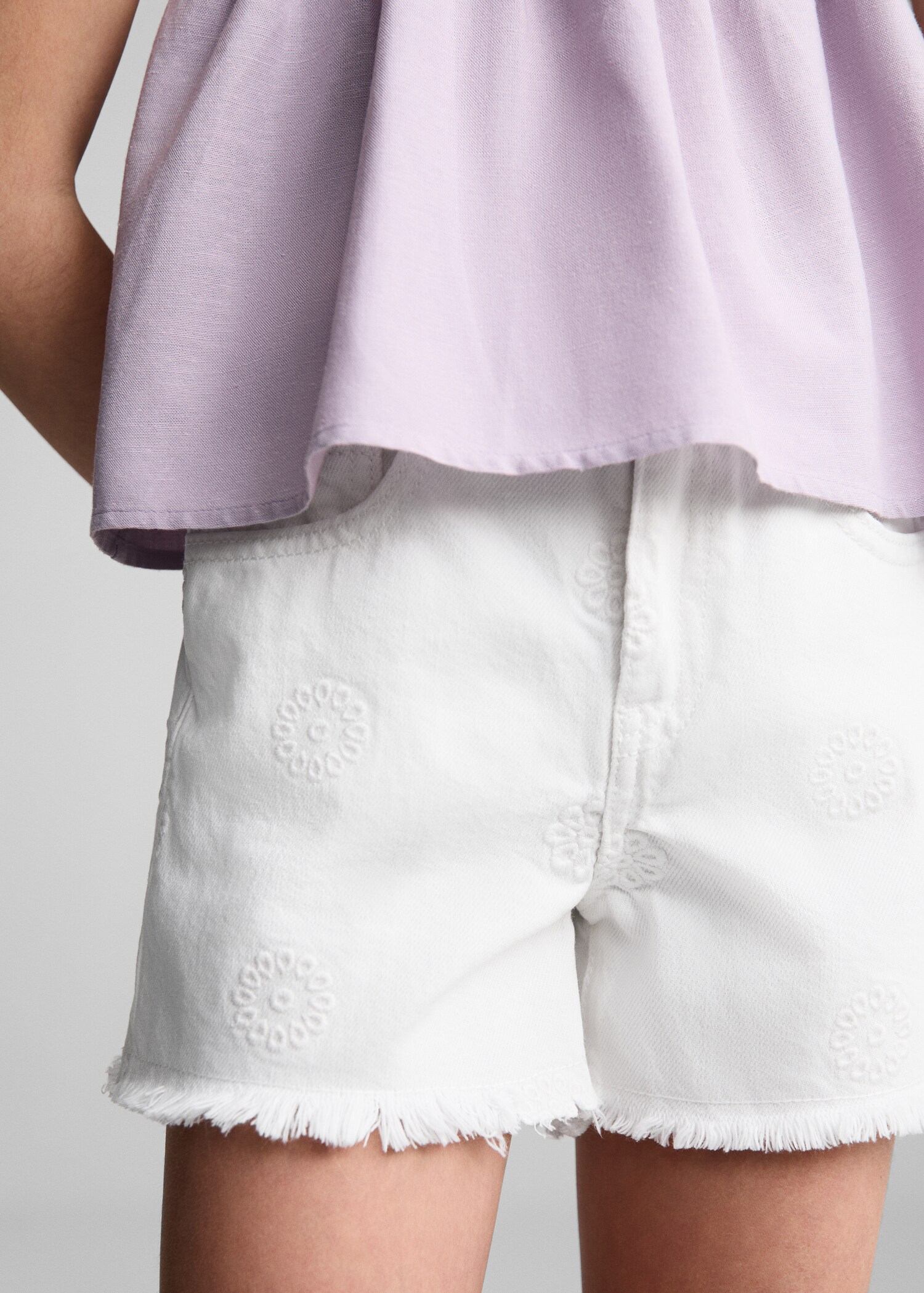 Short brodé effiloché - Détail de l'article 6