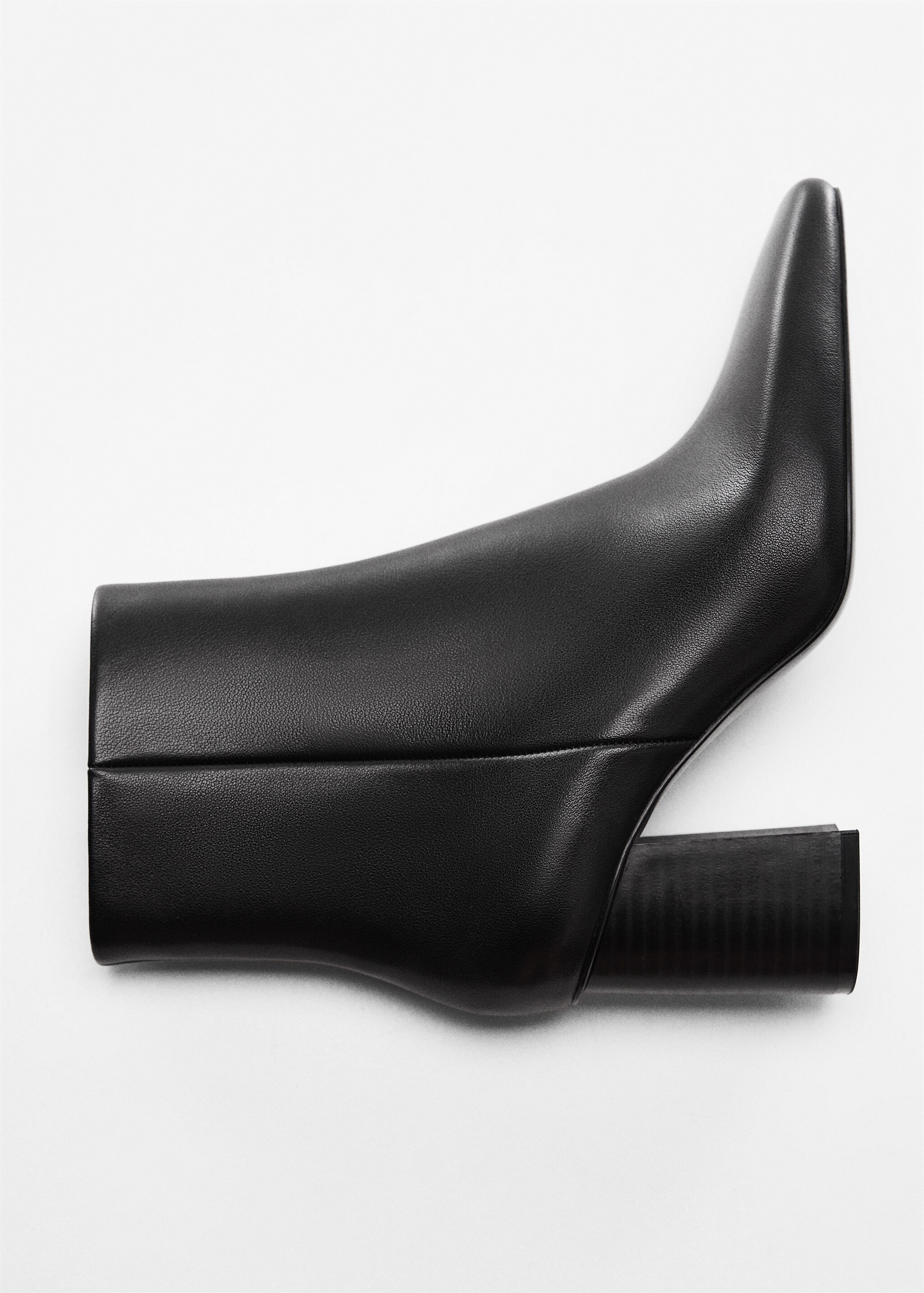 Squared toe leather ankle boots - Details of the article 5