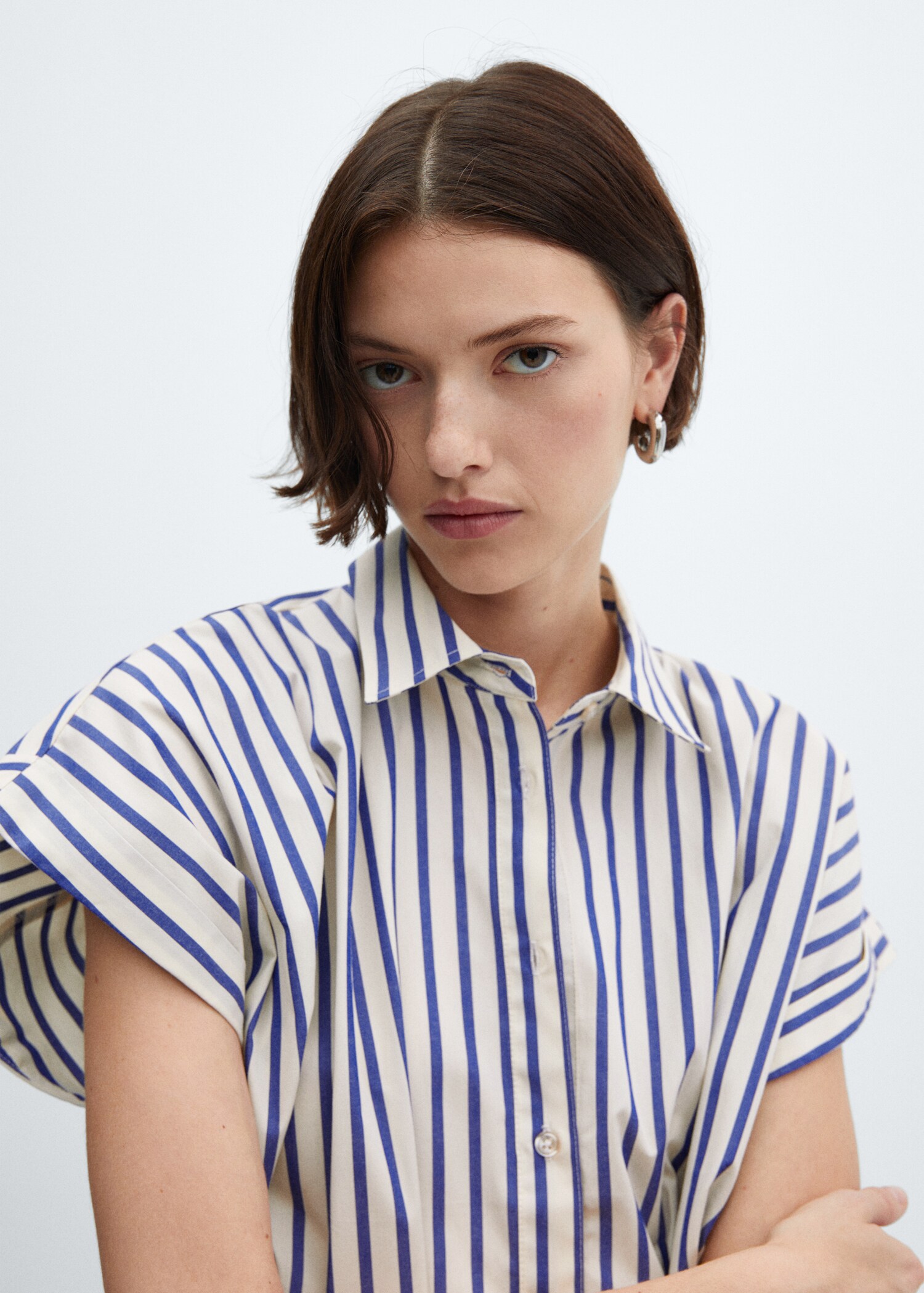 Striped cropped shirt - Details of the article 1
