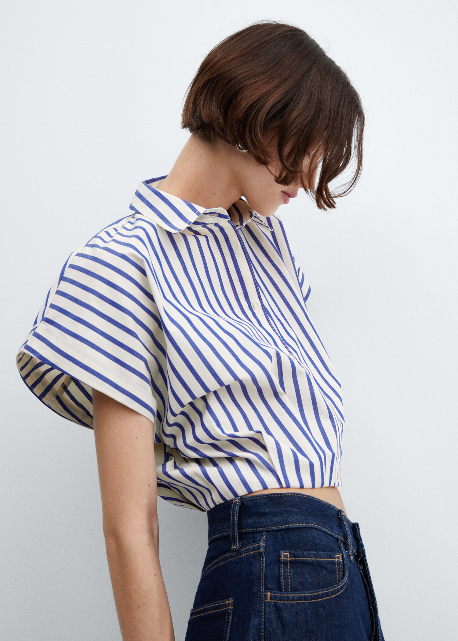 Striped cropped shirt - Details of the article 2