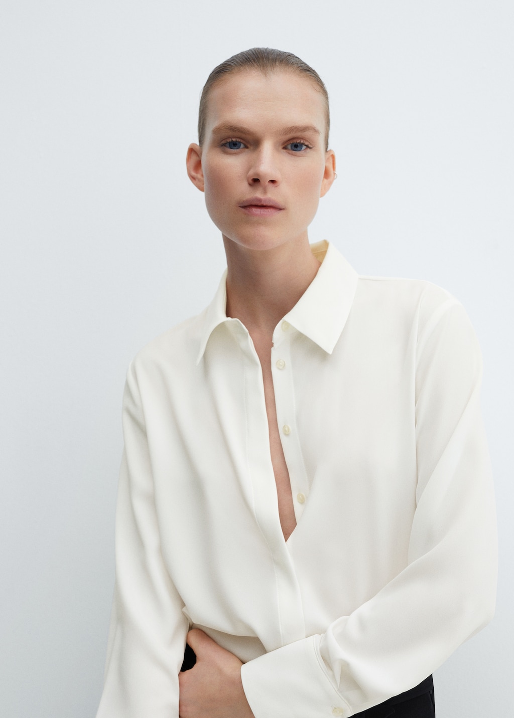 Camicia fluida regular Donna MANGO Italia