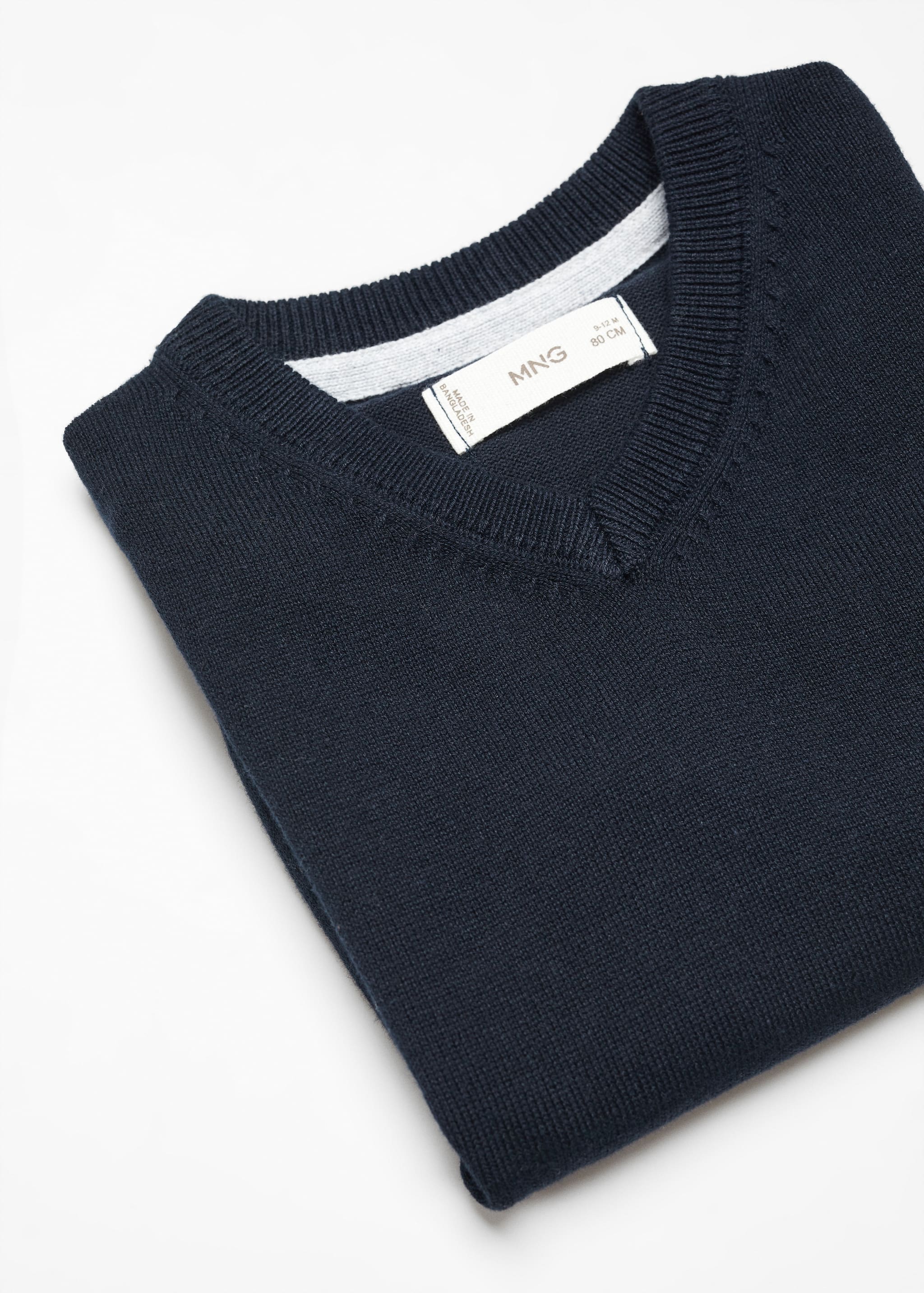 V-neck sweater - Деталь изделия 0