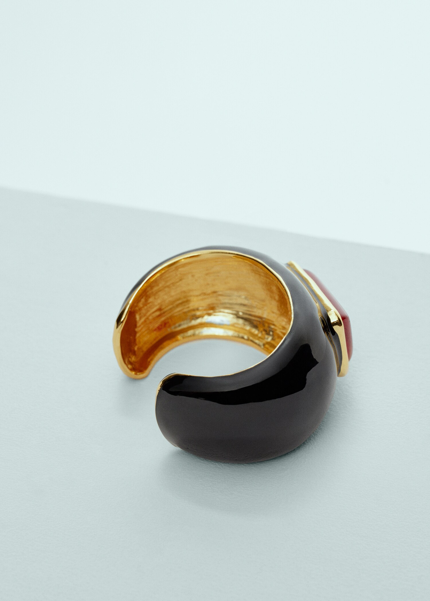 Maxibracelete com pormenor de quartzo - Pormenor do artigo 2