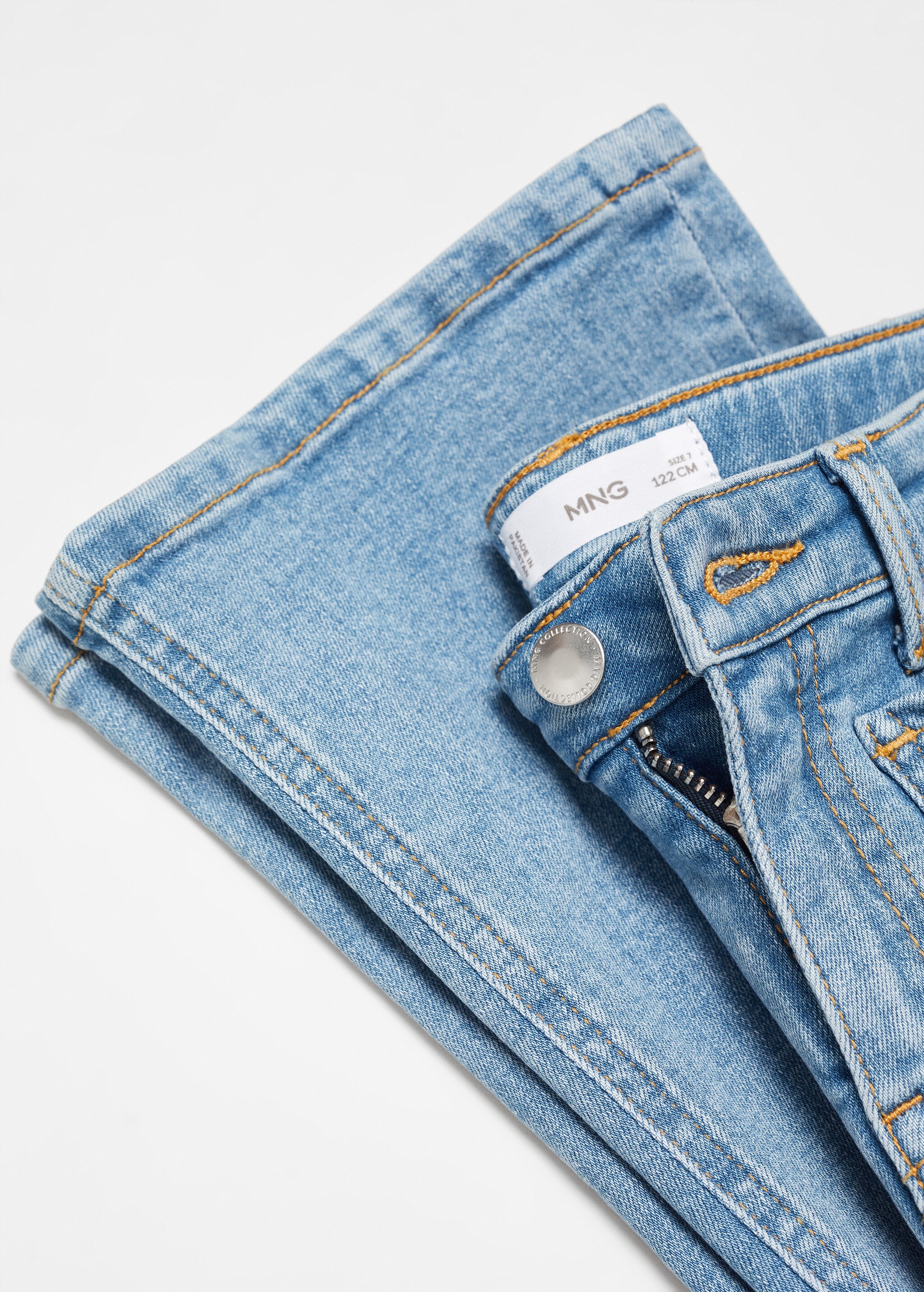 Flared jeans with pocket - Details of the article 8