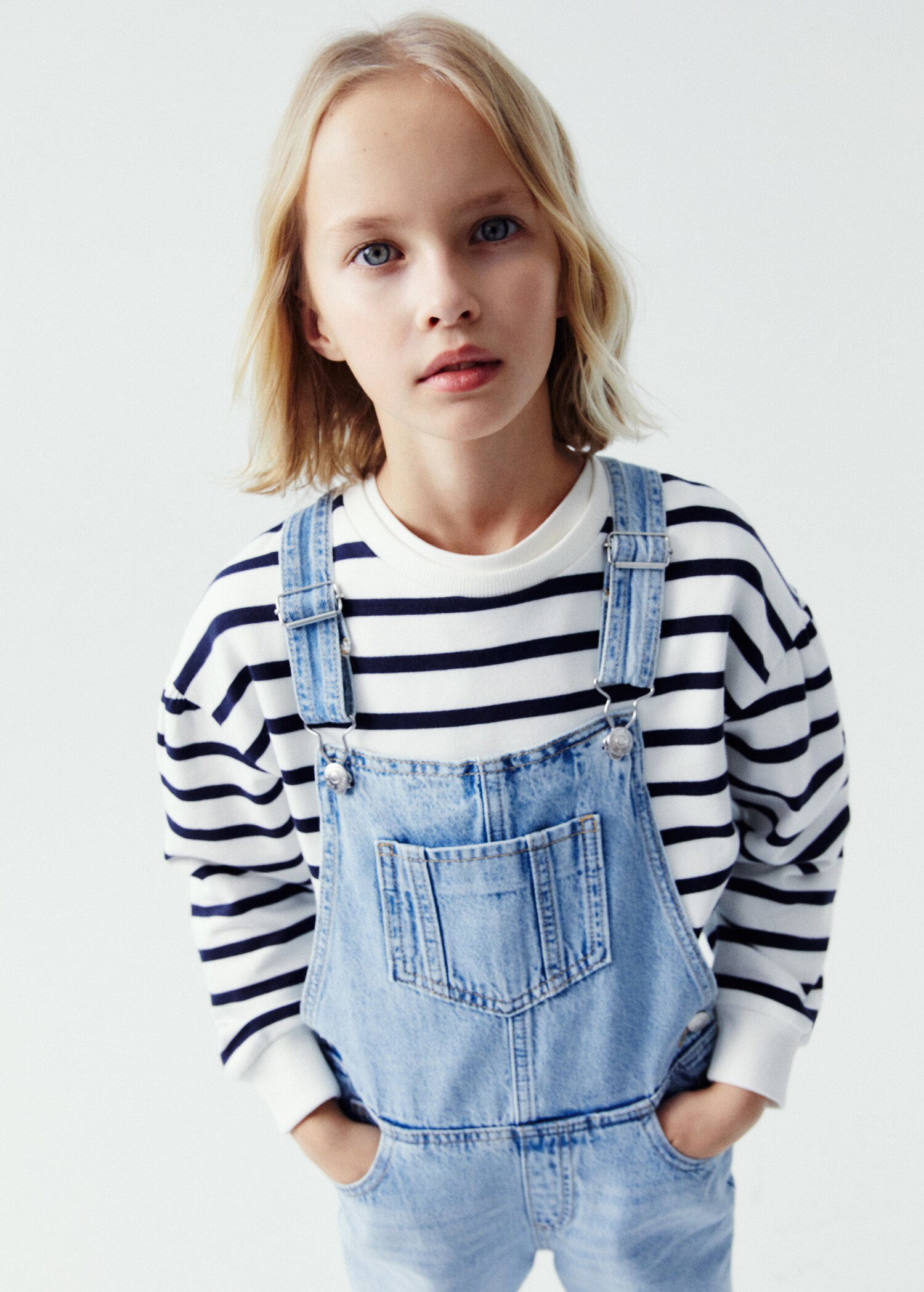 Long denim dungarees - Details of the article 5