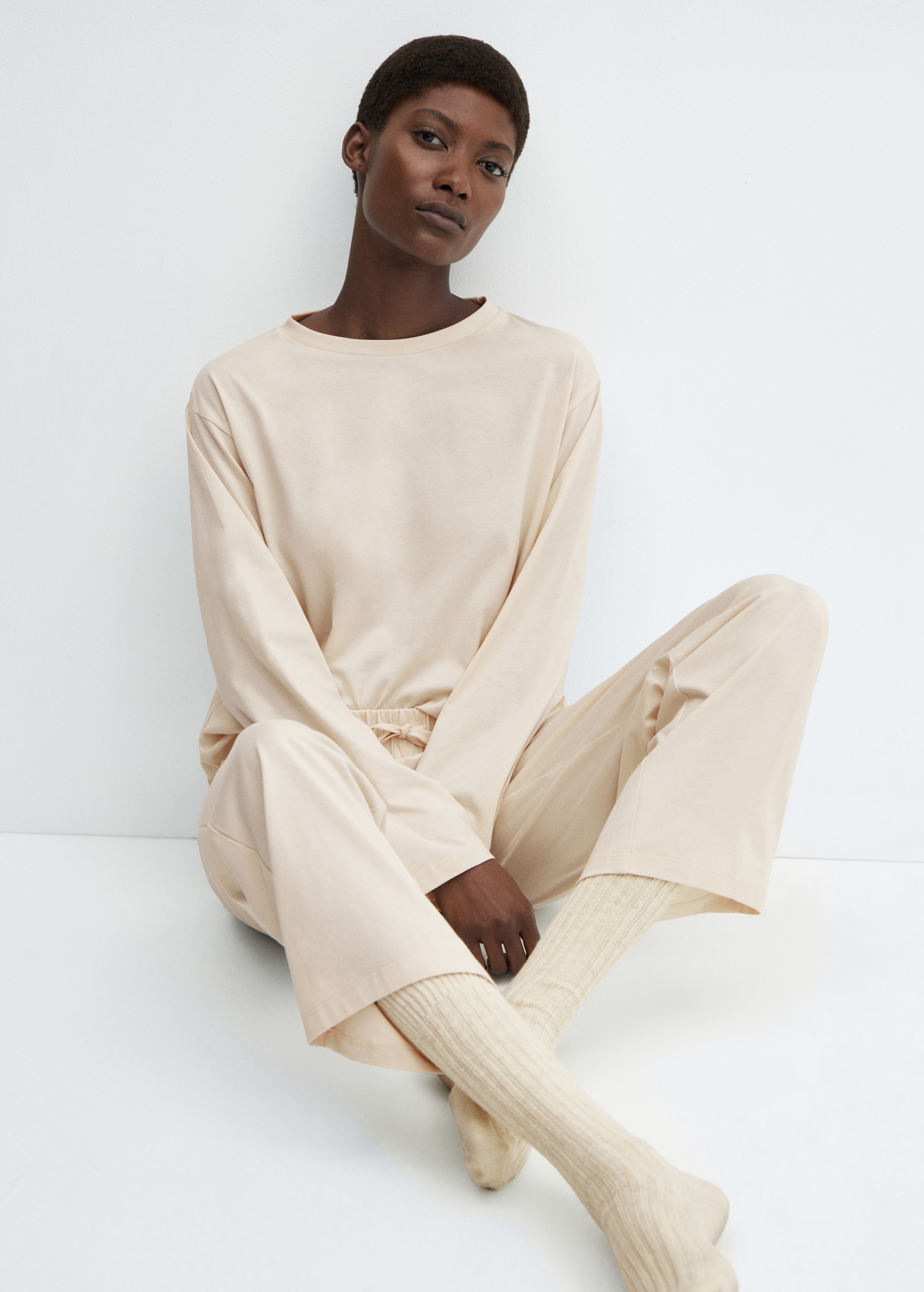 Two-piece cotton pyjamas - Details of the article 2