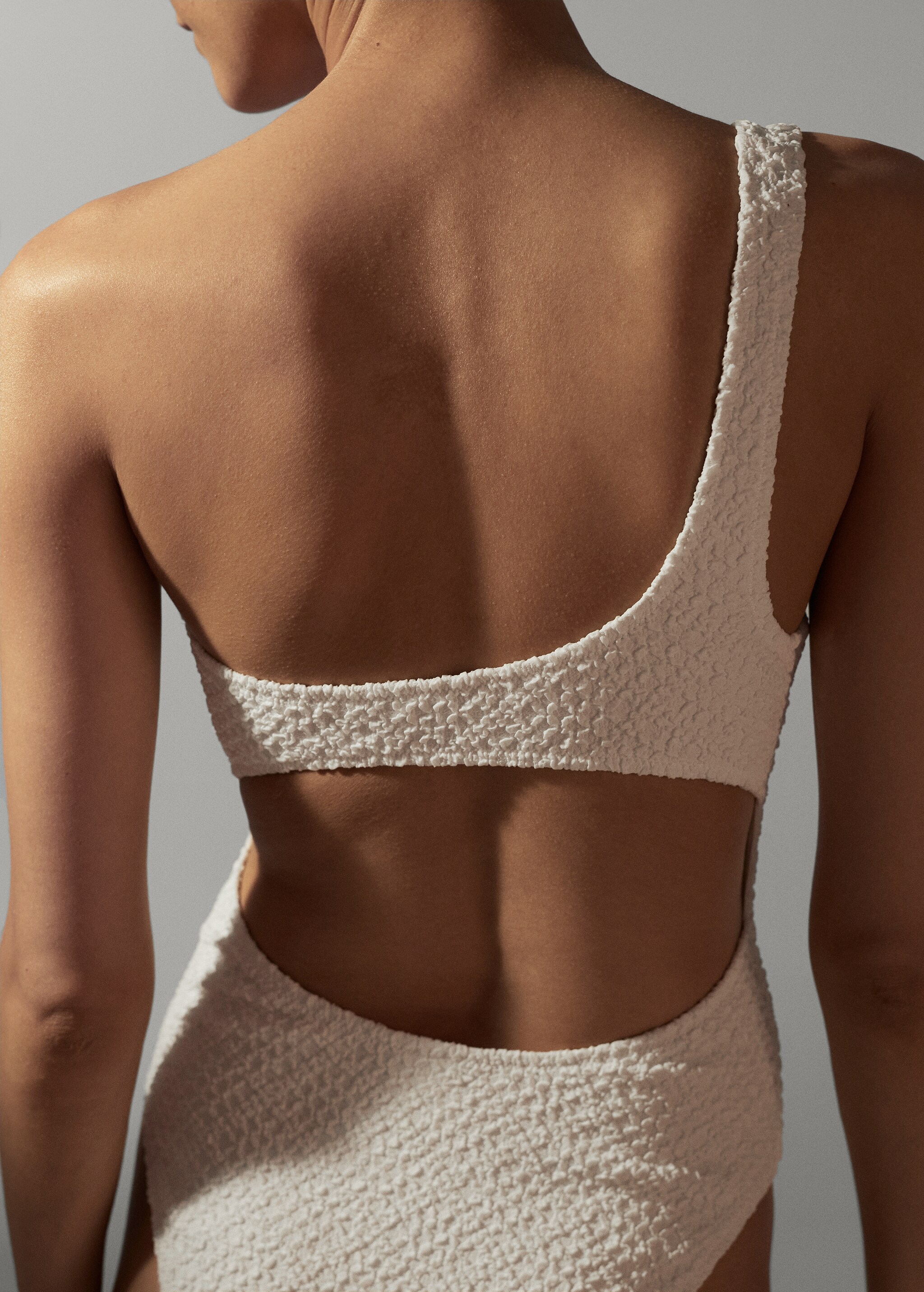 Asymmetrical textured swimsuit - Details of the article 2