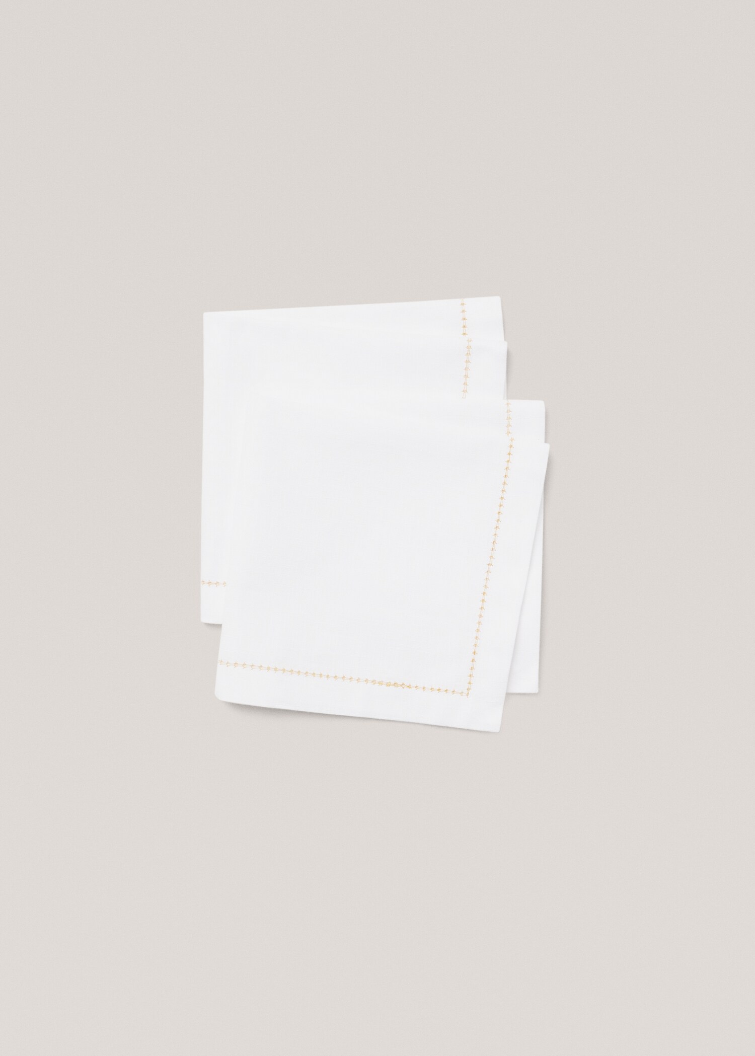 Cotton napkin with embroidered stitching - Details of the article 1