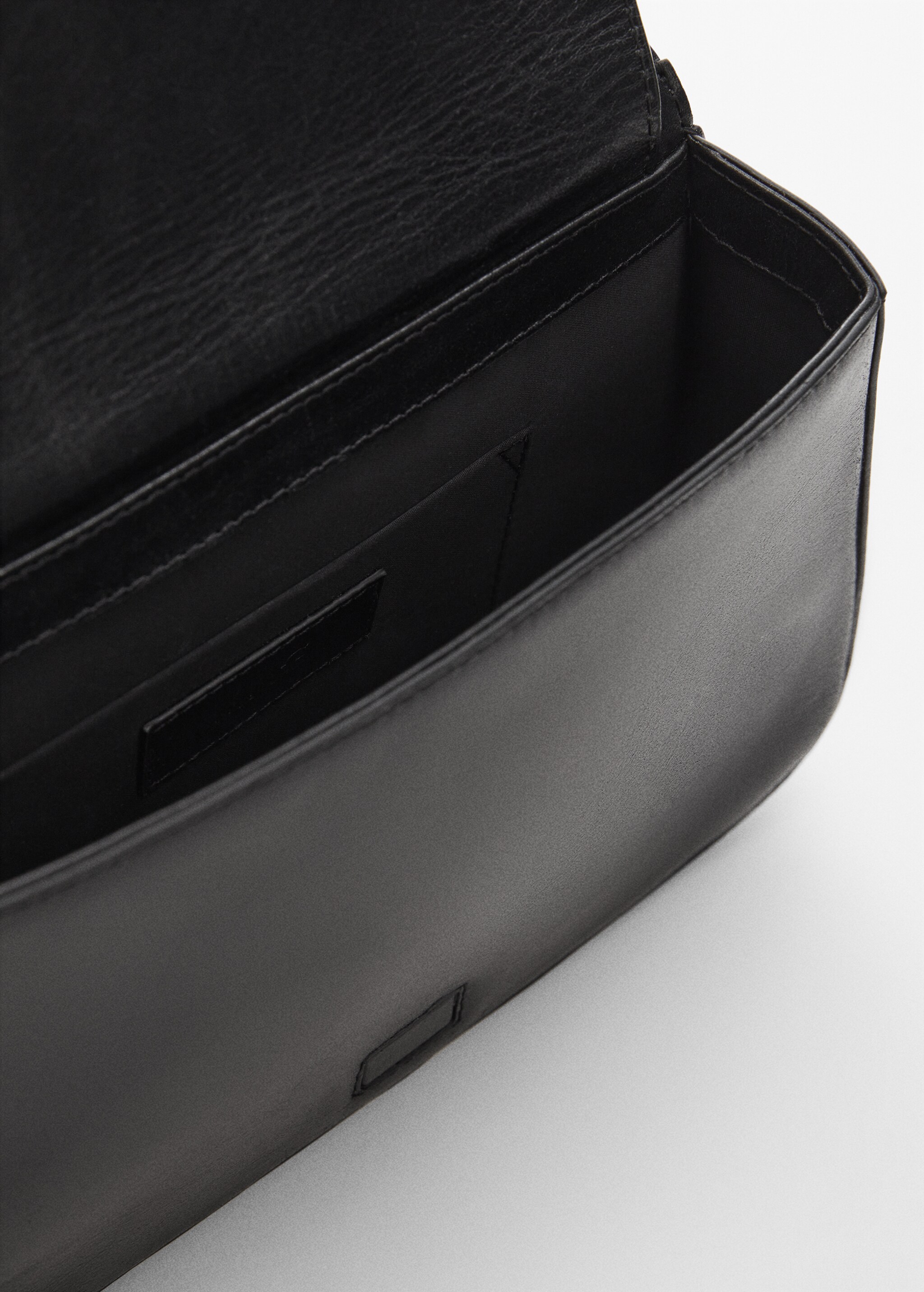 Leather crossbody bag - Details of the article 2