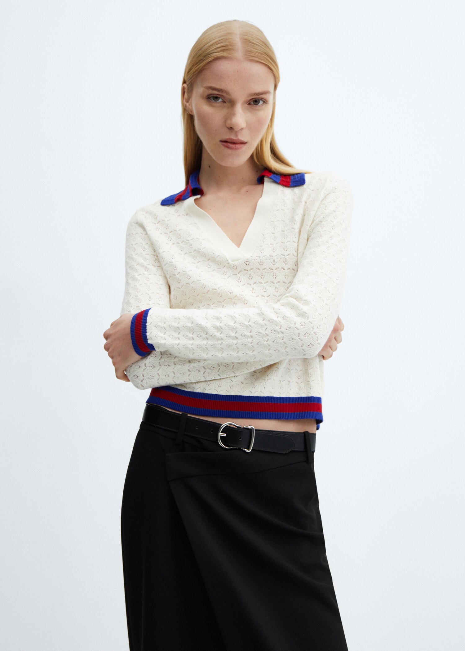 Polo-neck knitted sweater - Medium plane