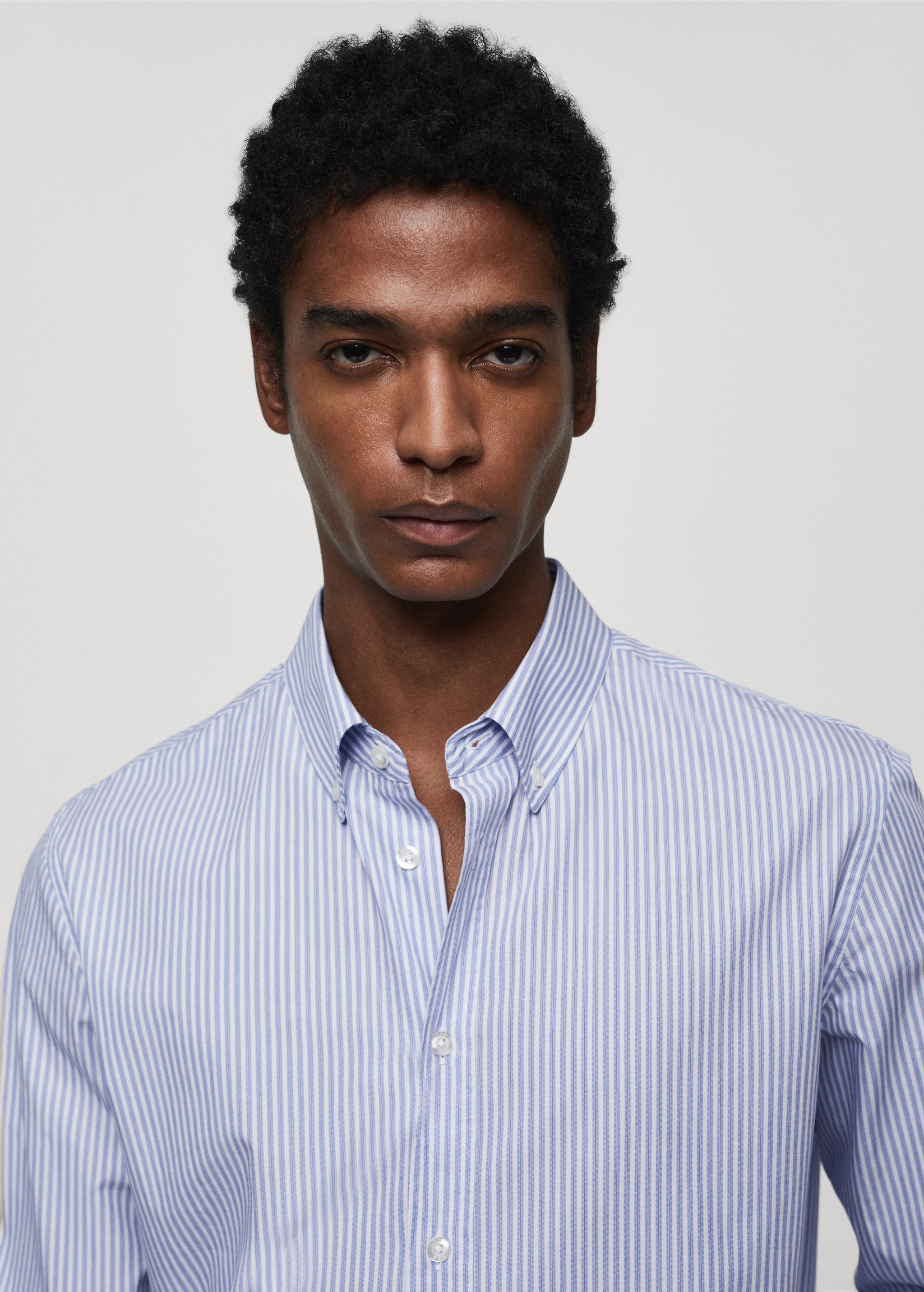 Regular-fit cotton striped shirt - Details of the article 1