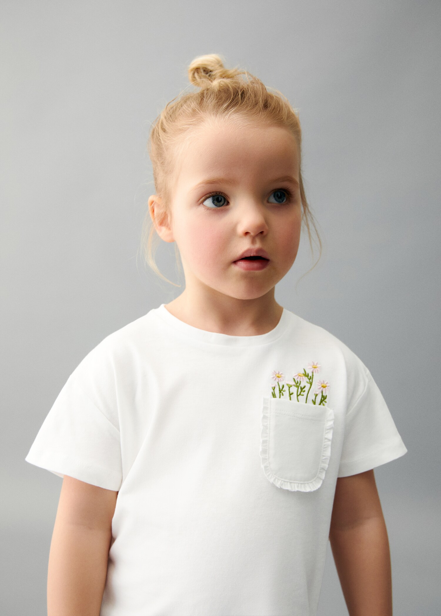 Tricou din bumbac brodat - Detaliu al articolului 1