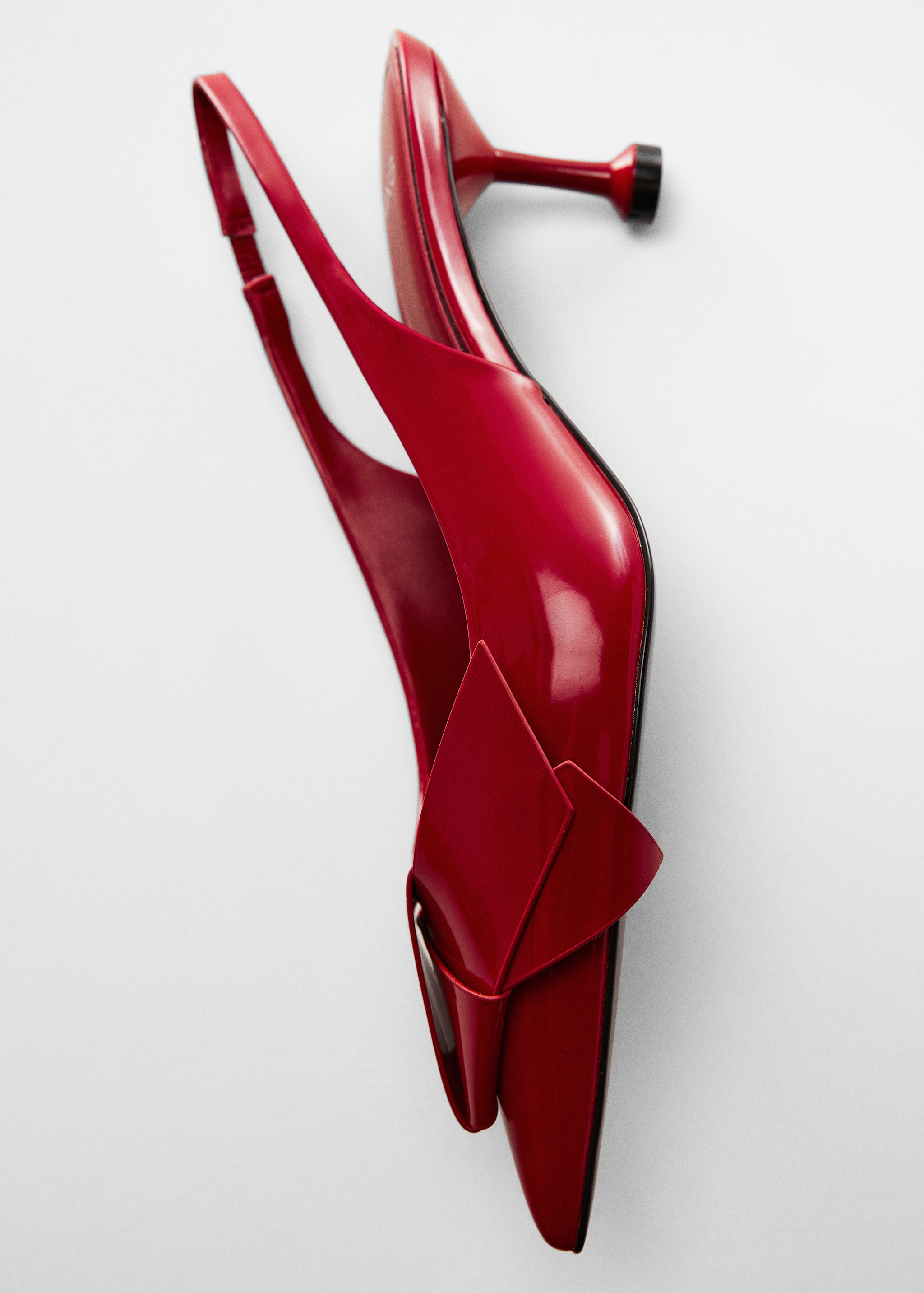 Bow-heeled shoes - Details of the article 5