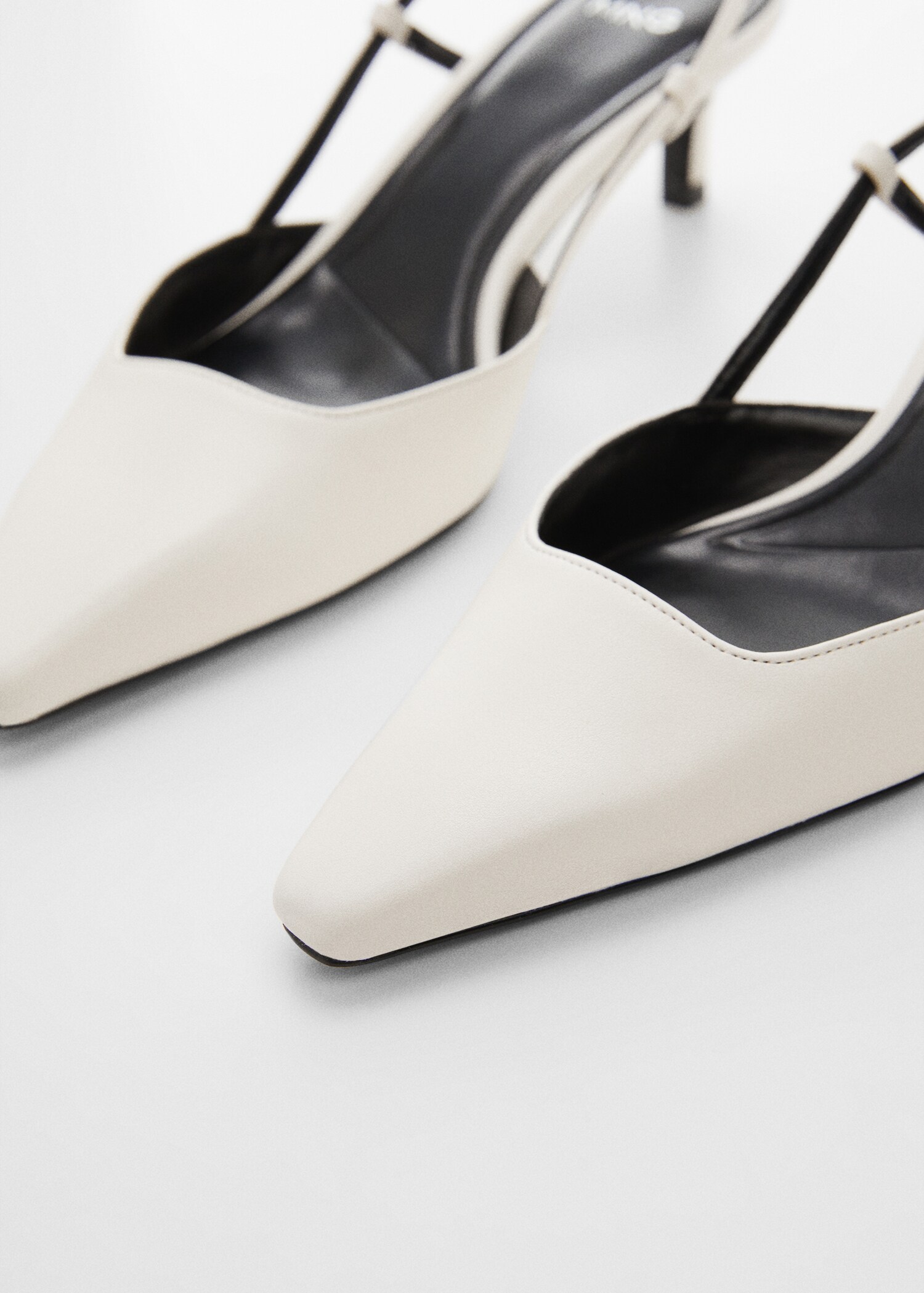 Sling back heel shoes - Details of the article 1