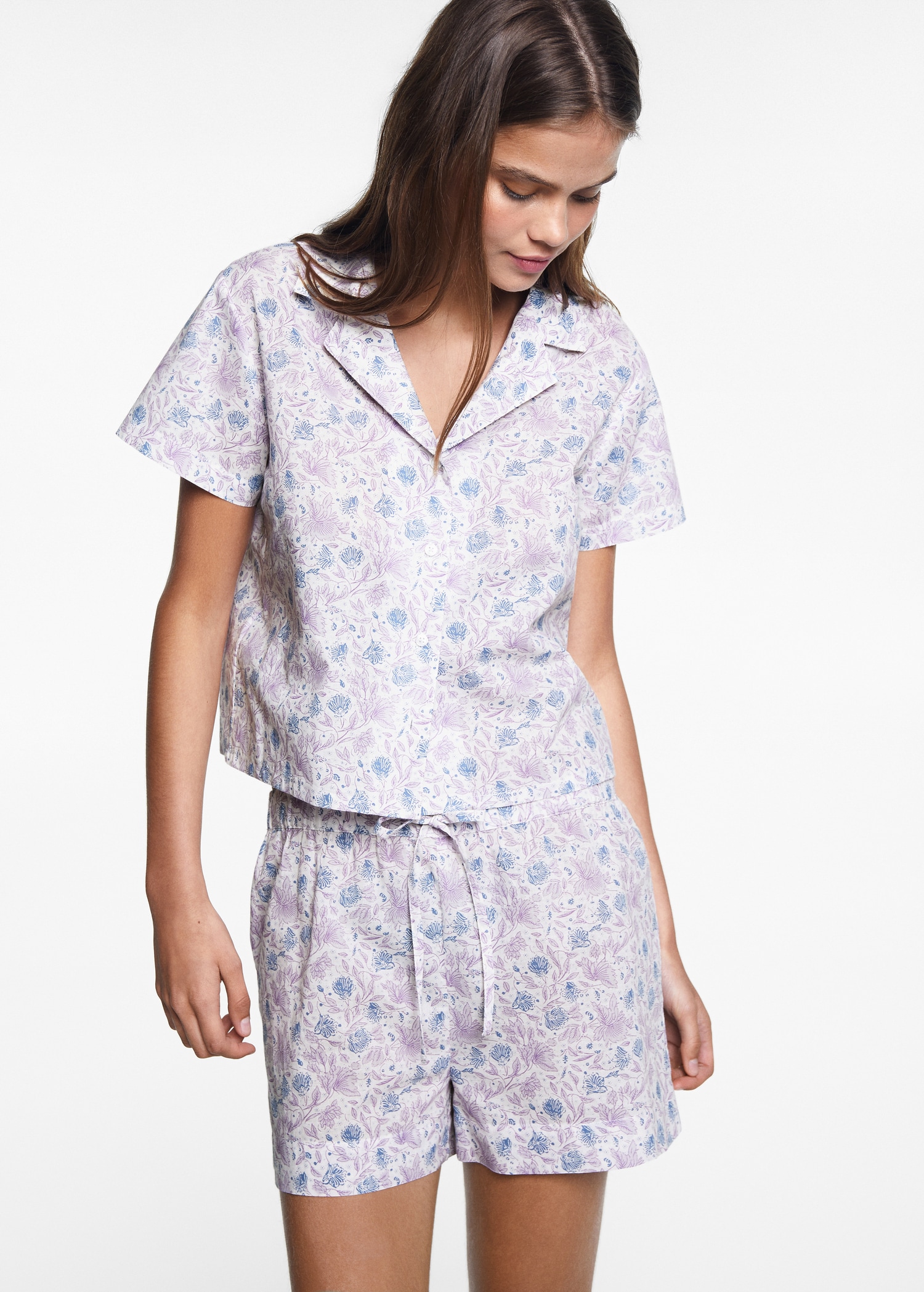 Kurzer Print-Pyjama - Mittlere Ansicht