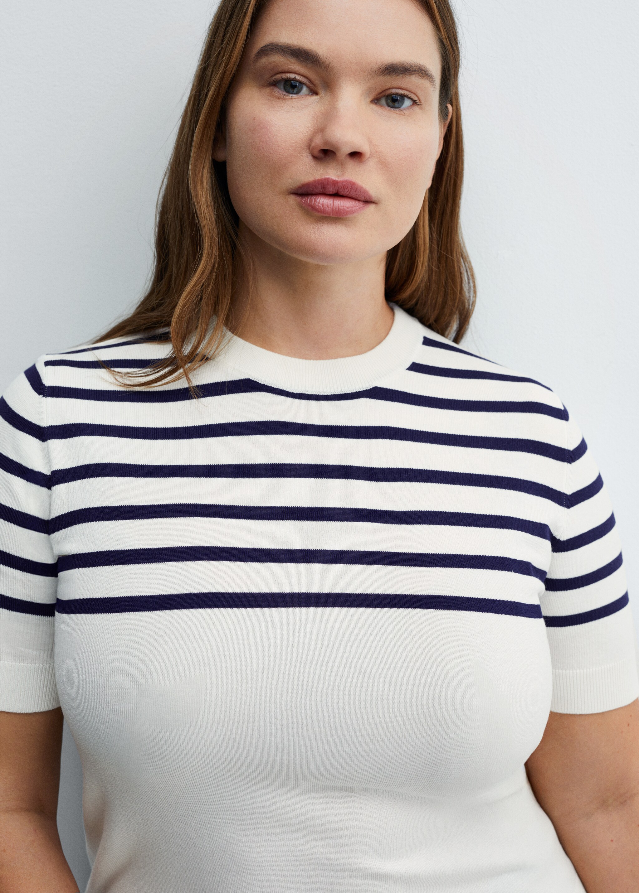 Striped short-sleeved sweater - Details of the article 4