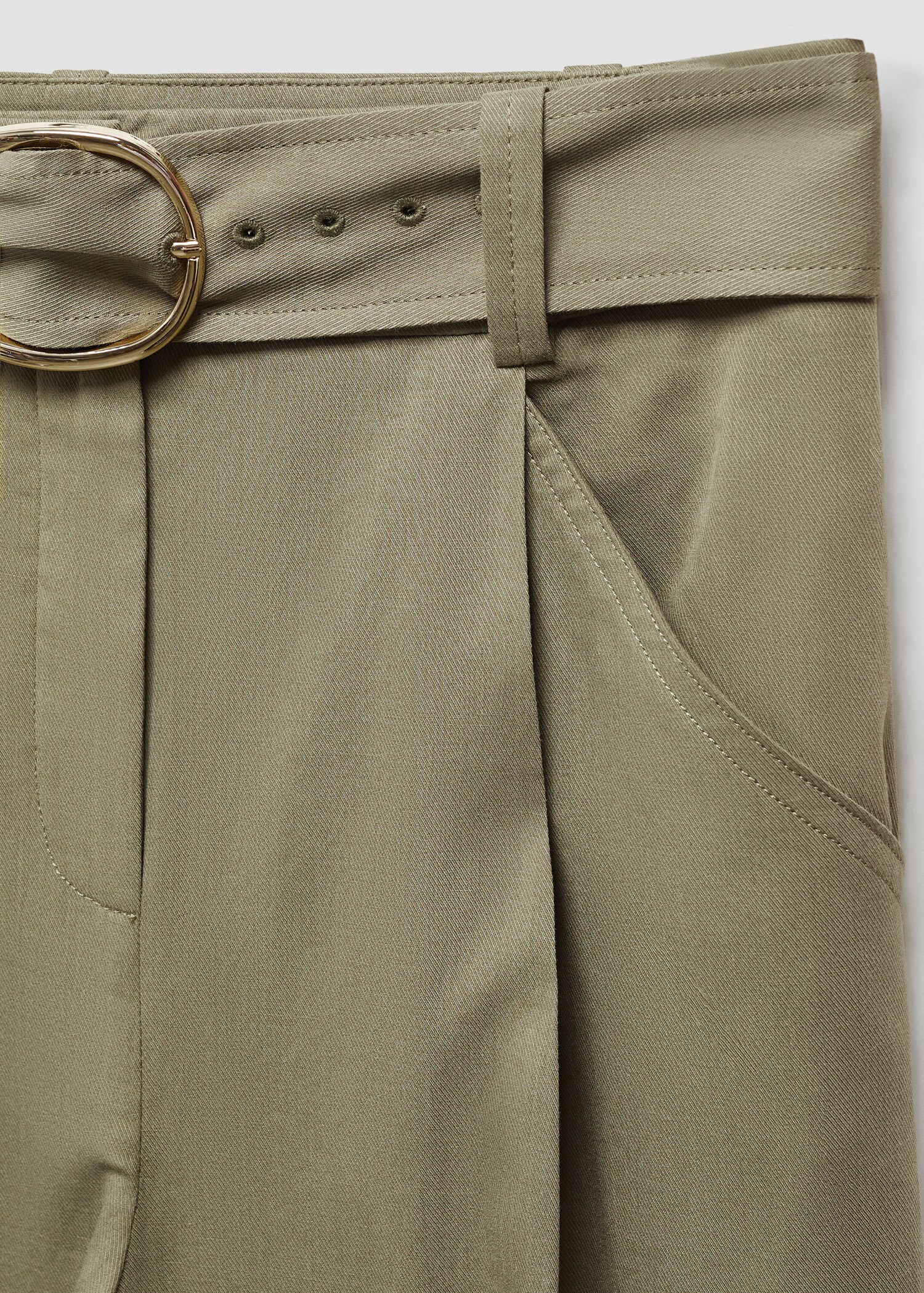 Wideleg broek met ceintuur - Detail van het artikel 8