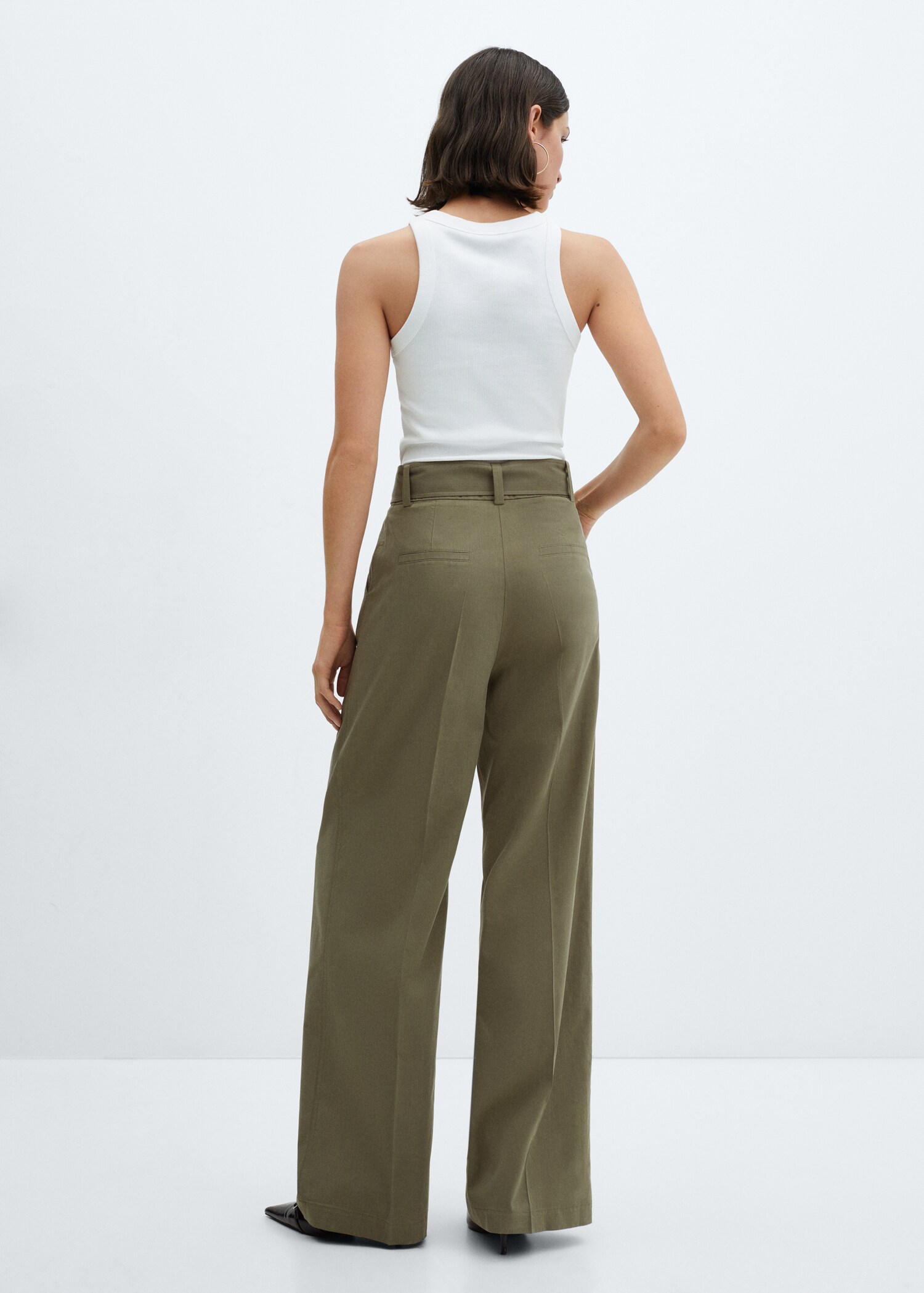 Wideleg broek met ceintuur - Achterkant van het artikel