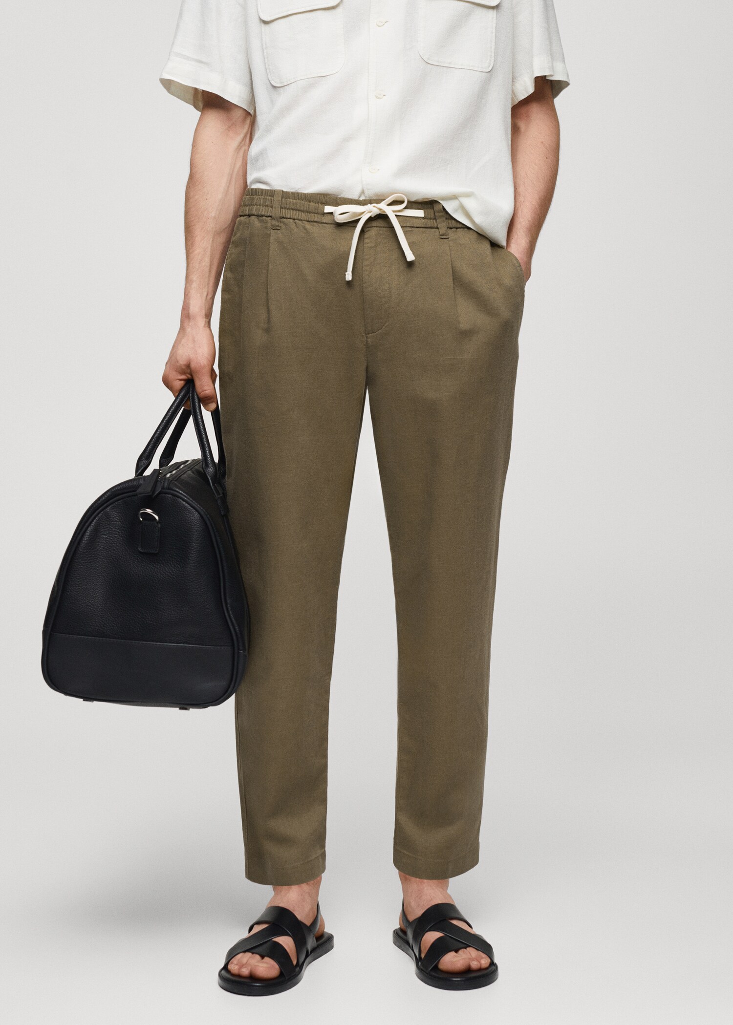 Pantalon slim fit lin cordon - Plan moyen