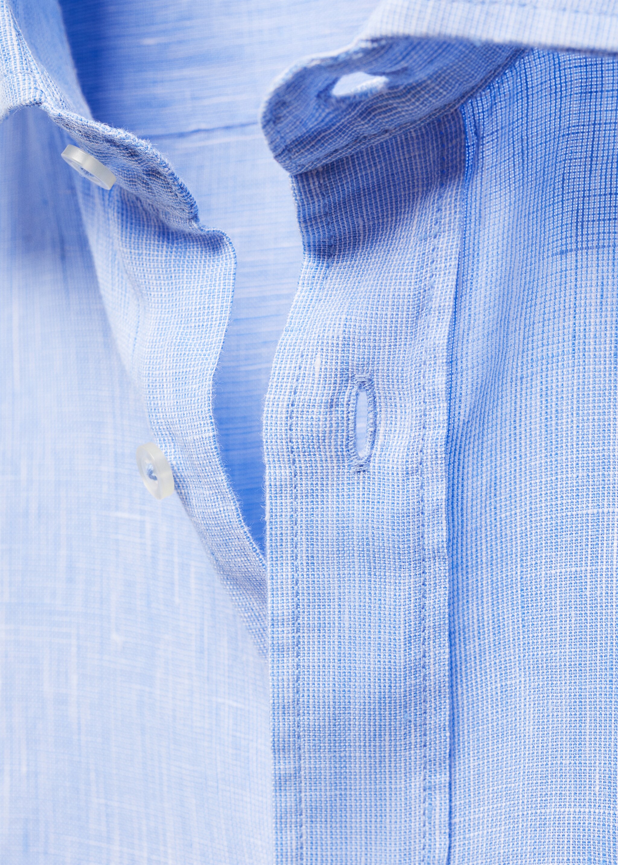 Classic fit 100% linen shirt - Details of the article 8, Sky Blue. Ref: 67035983-00.