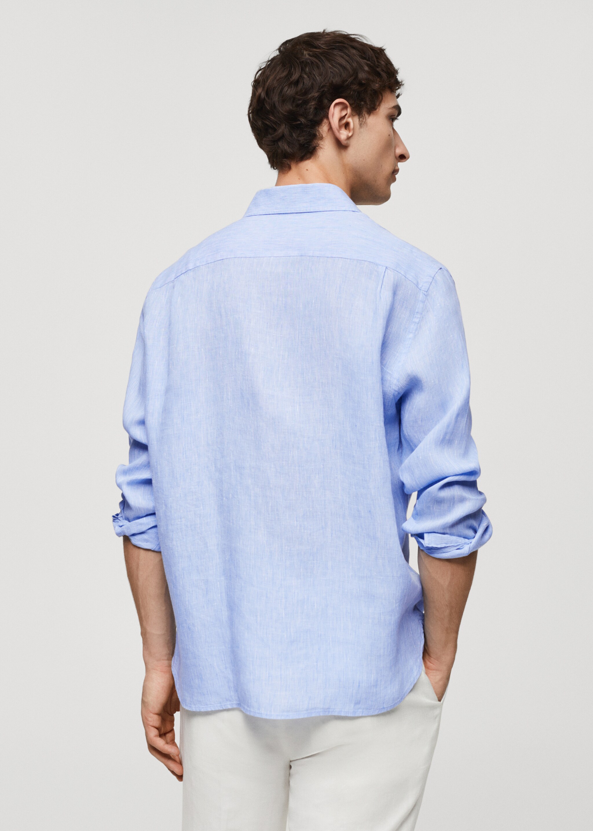 Classic fit 100% linen shirt - Reverse of the article, Sky Blue. Ref: 67035983-00.