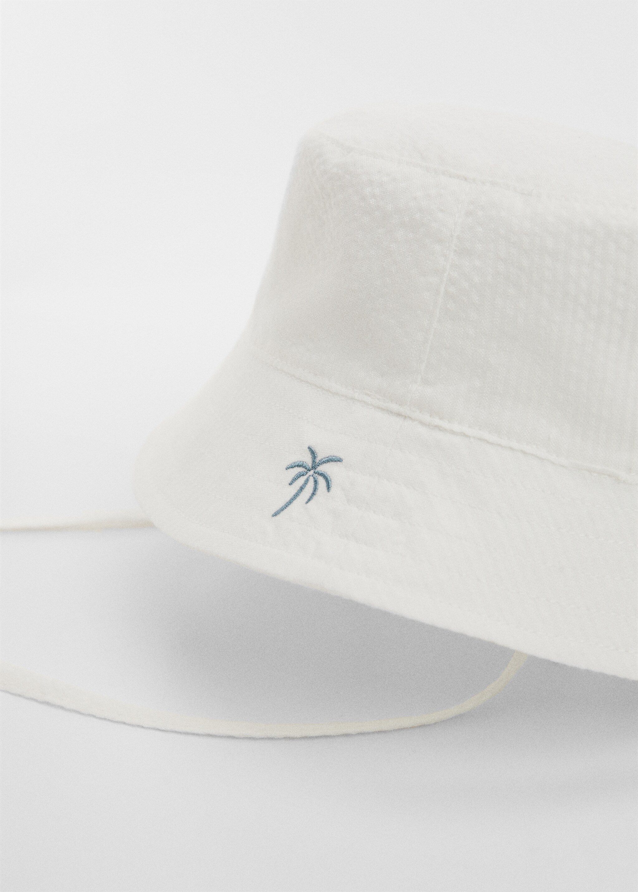 Embroidered bucket hat - Medium plane