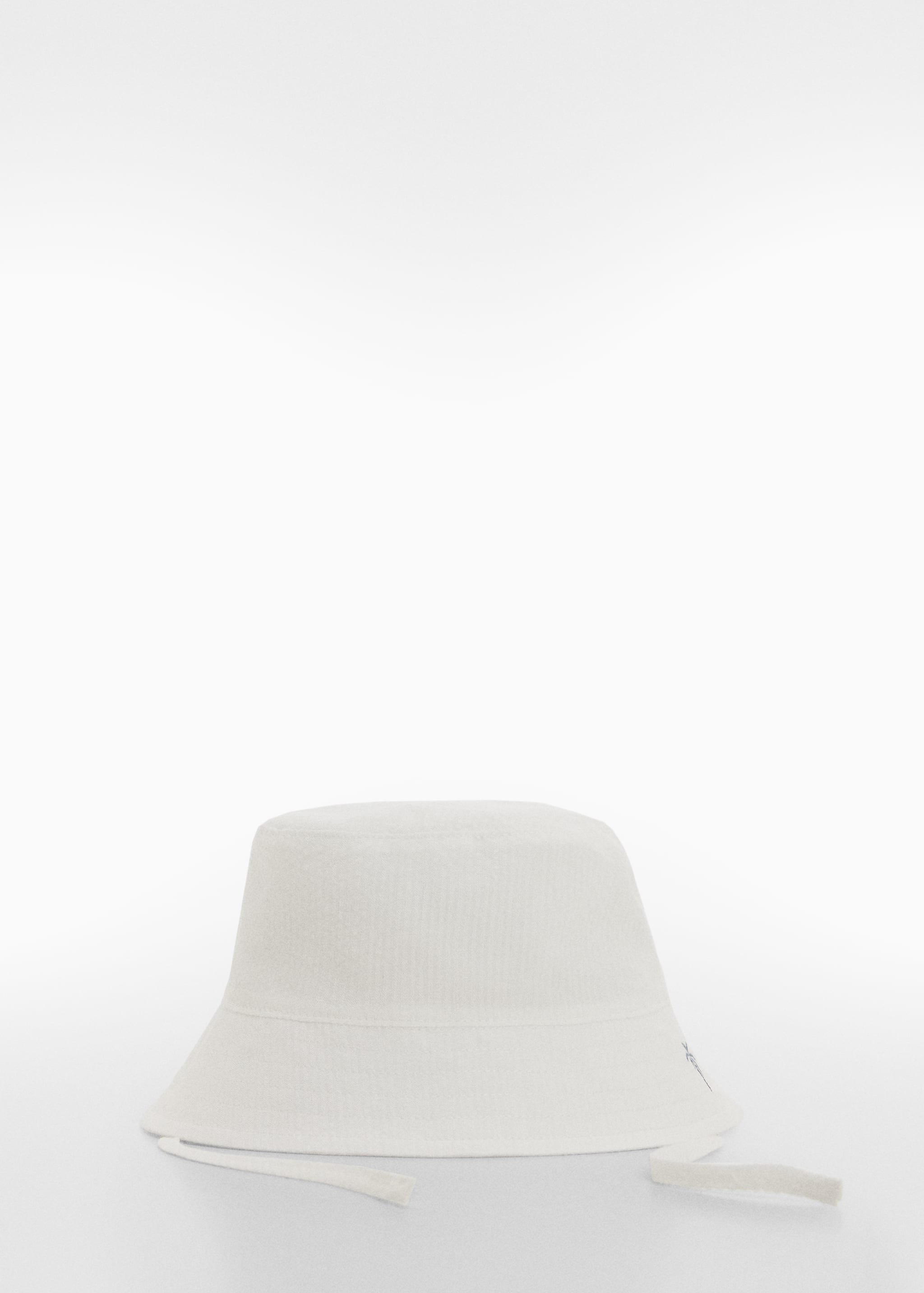 Embroidered bucket hat - Article without model
