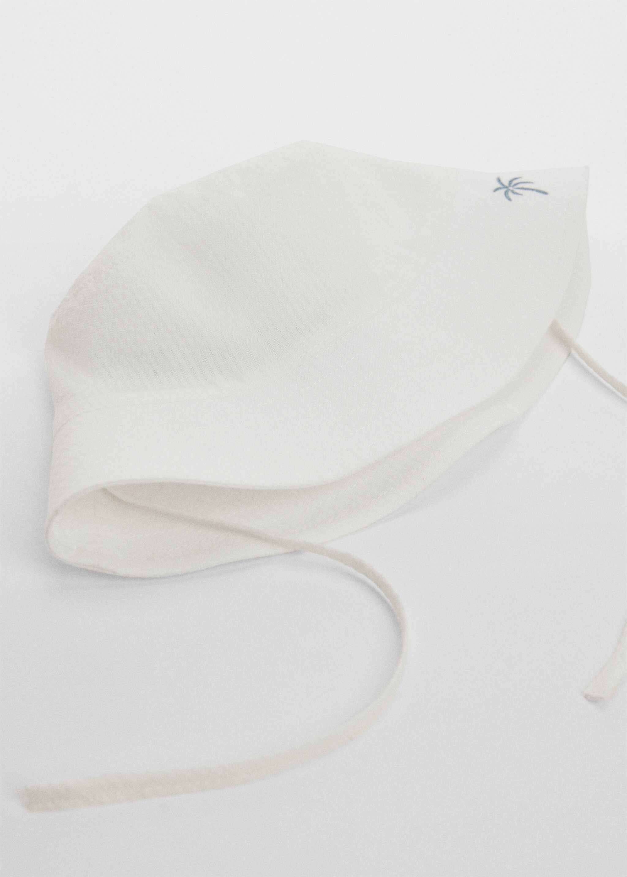 Embroidered bucket hat - Details of the article 2