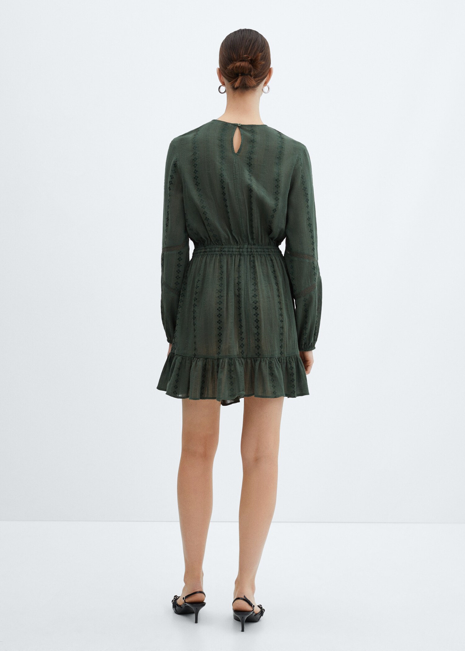 Robe brodée manches bouffantes - Verso de l’article