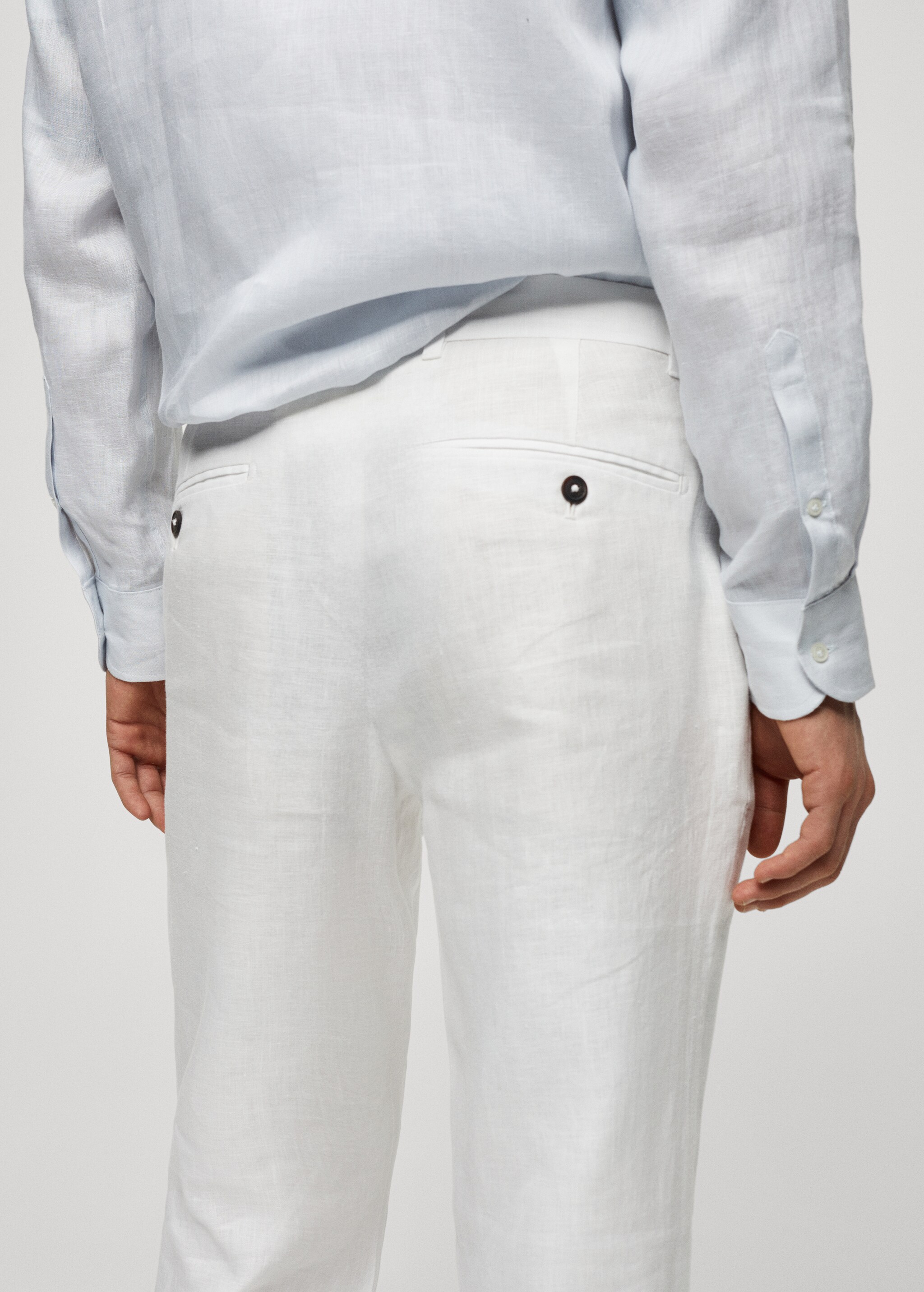 Slim-fit 100% linen trousers - Details of the article 4