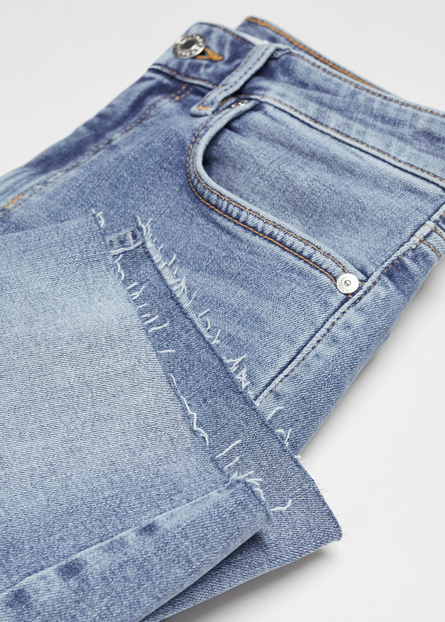 Bermudas vaqueras slim fit - Detalle del artículo 8