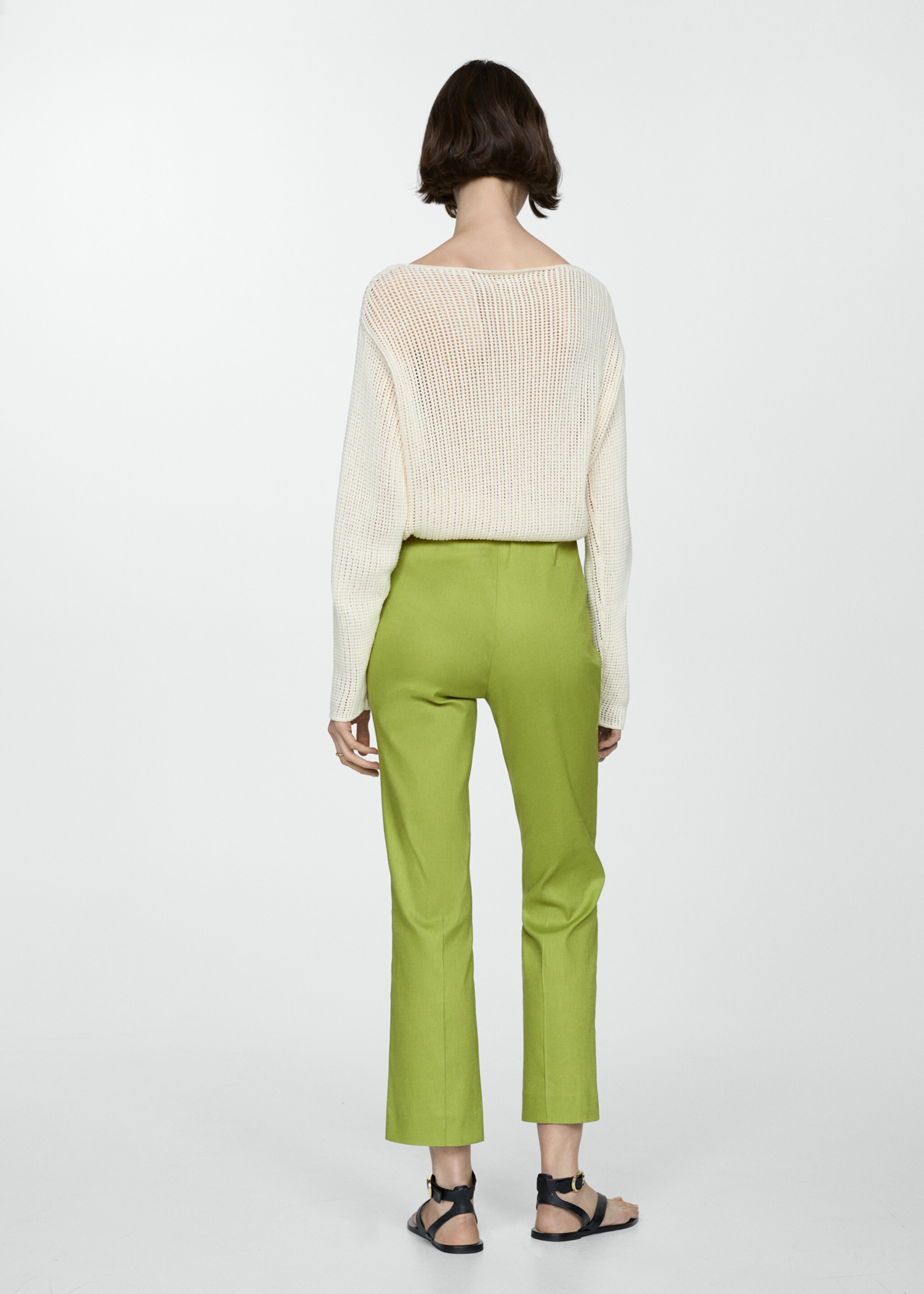 Linen flared trousers - Reverse of the article, Green. Ref: 67037125-00.
