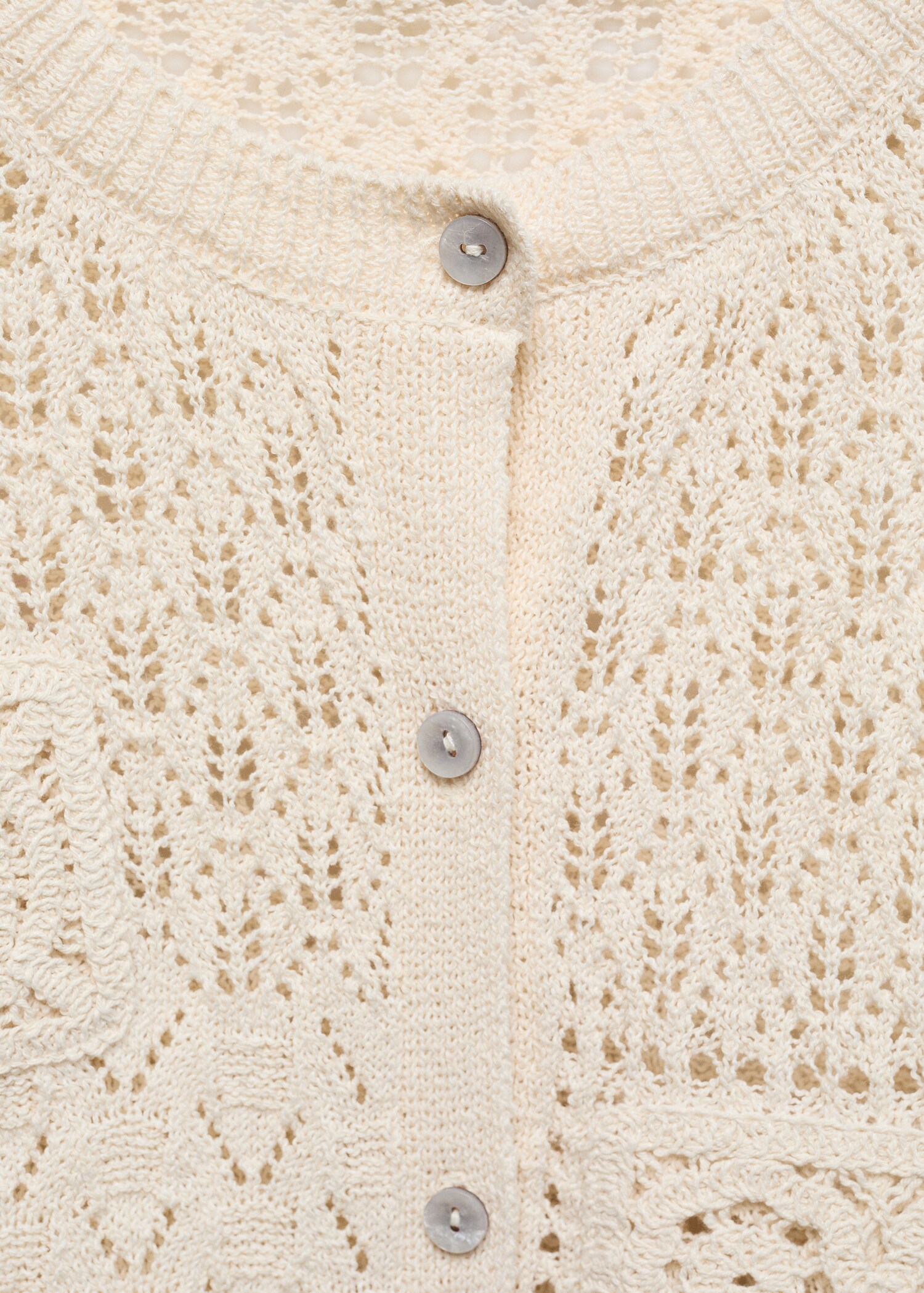 Openwork cardigan with buttons - Details of the article 8