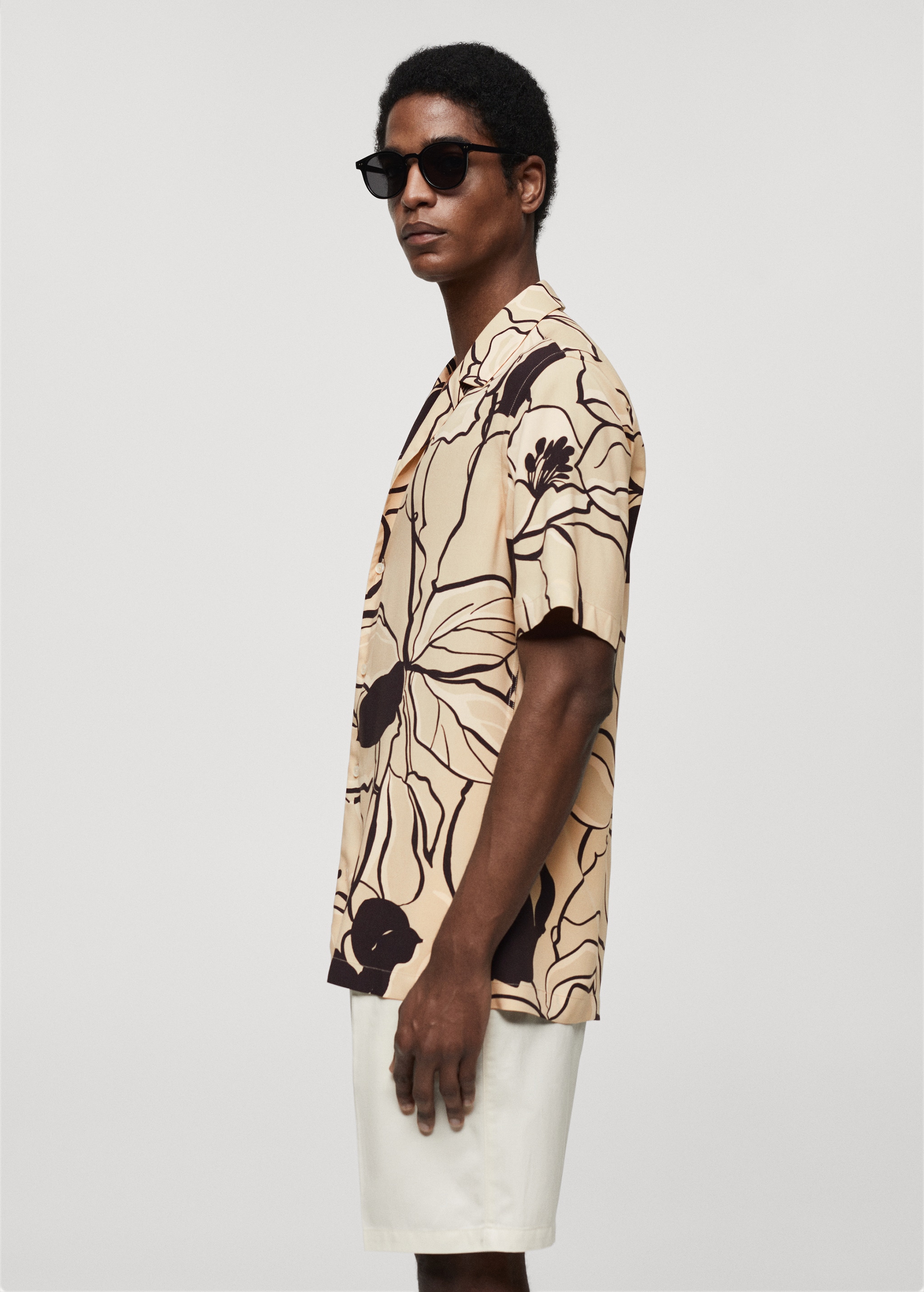 Printed fluid regular-fit shirt - Details of the article 2